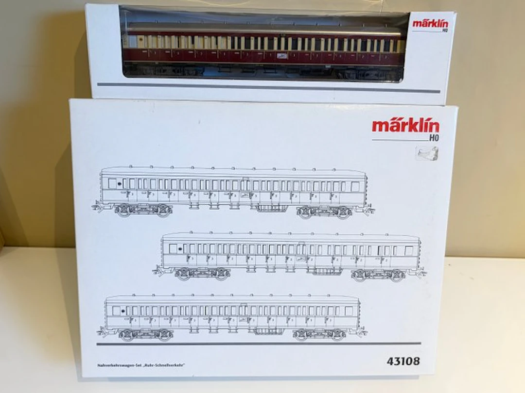 Märklin H0 - 43108/09 - Model train passenger carriage...