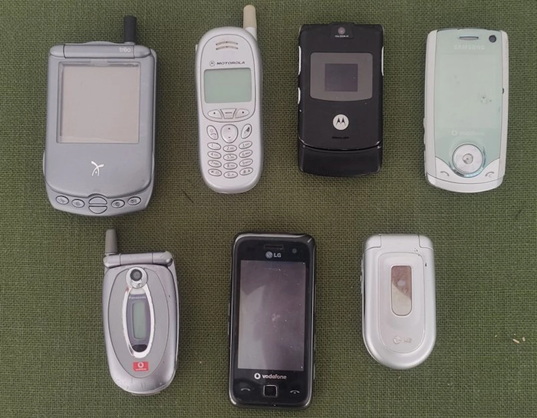 Motorola, Samsung, LG, Panasonic - Mobile phone (7) - Without original box