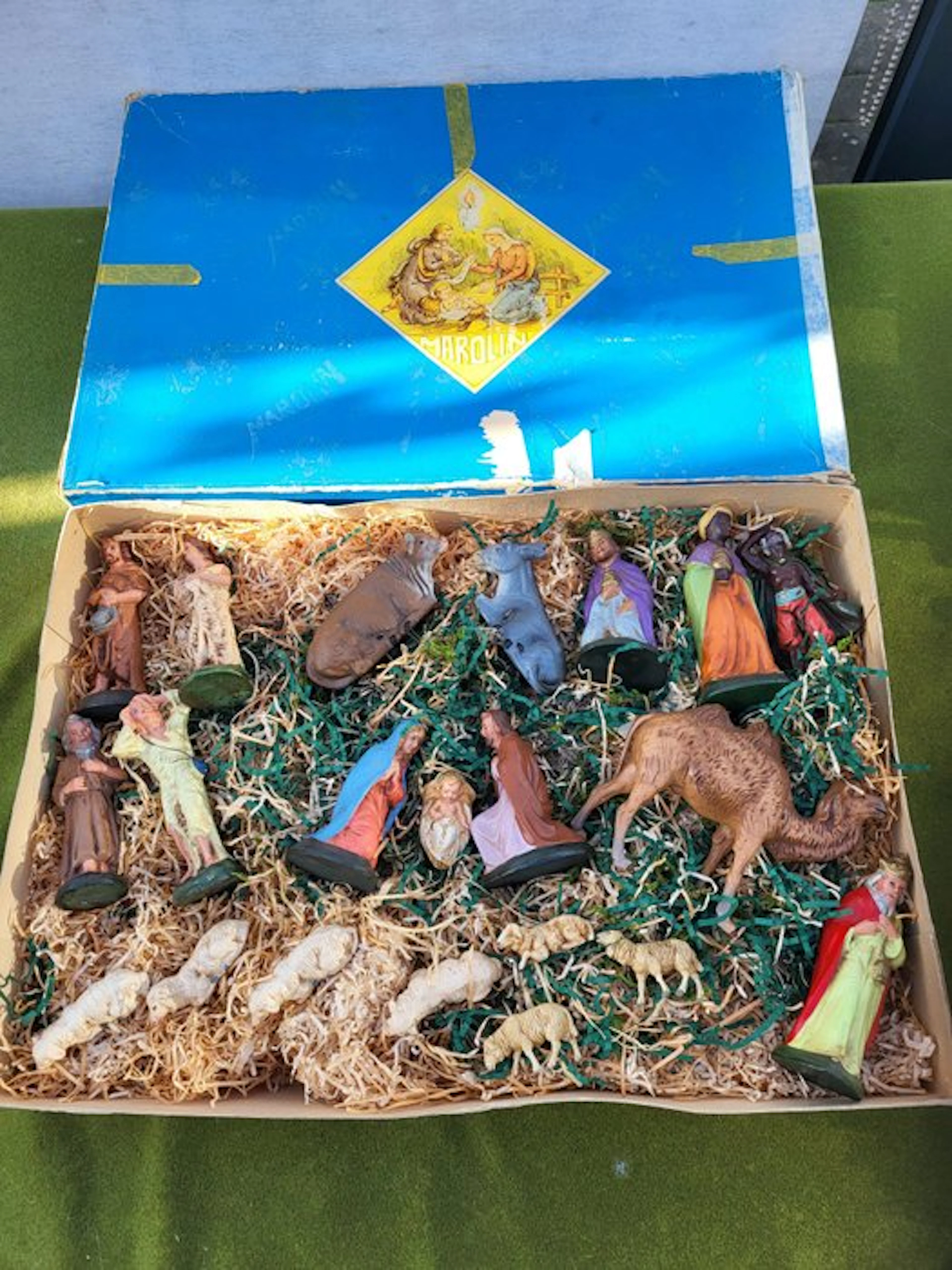Christmas figurine (21) - Papier-mache - Marolin Christmas Group