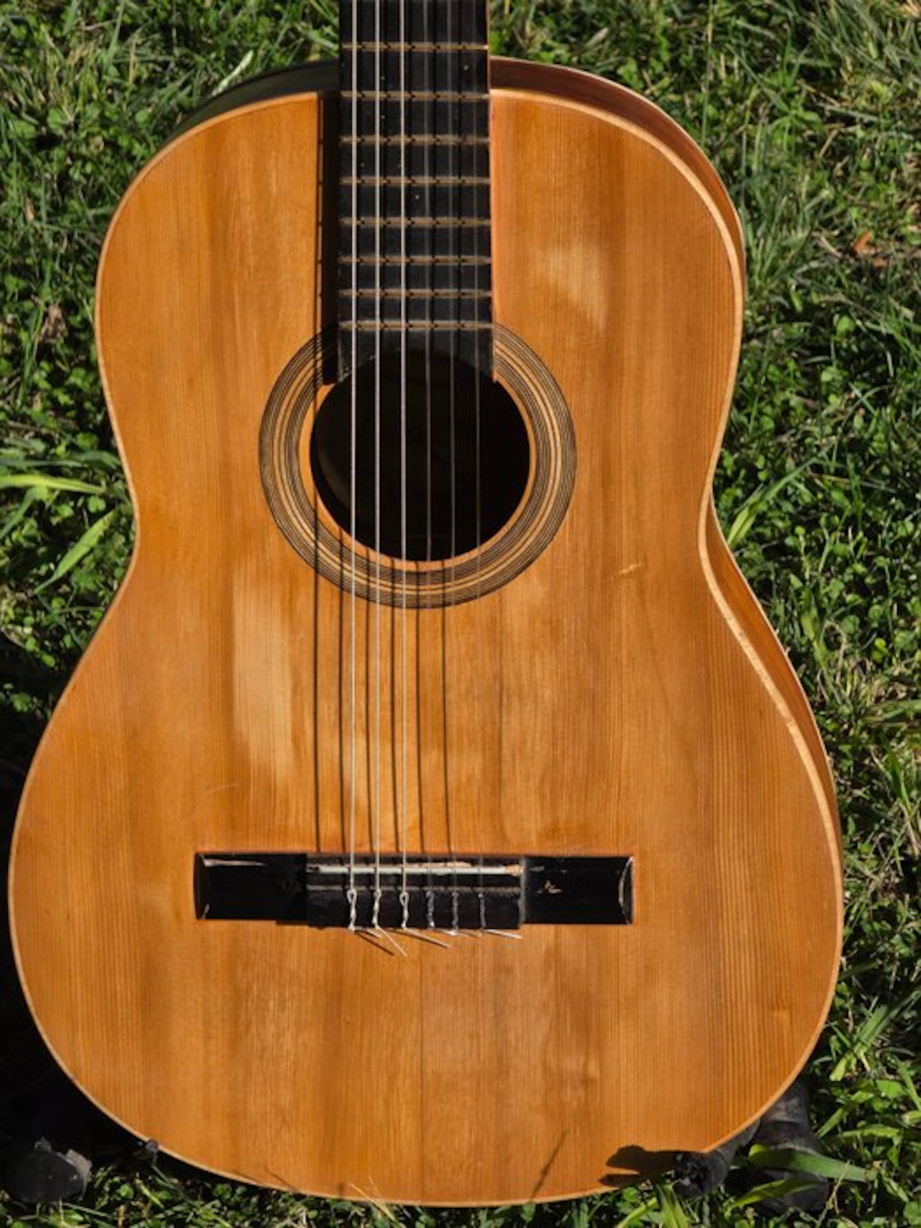 Alhambra - - Classical guitar - Spain