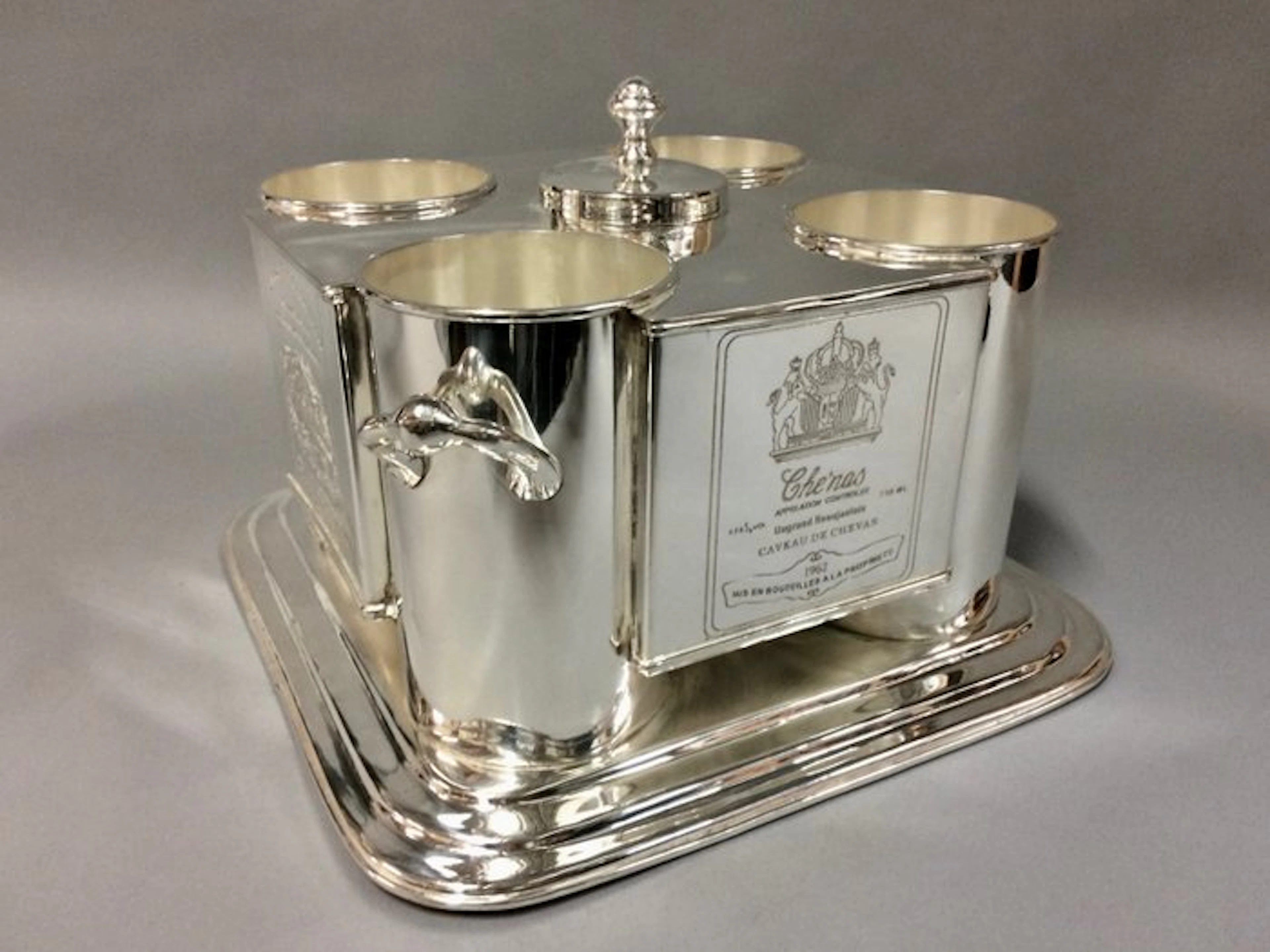 Wine cooler - for 4 bottles with compartment for...