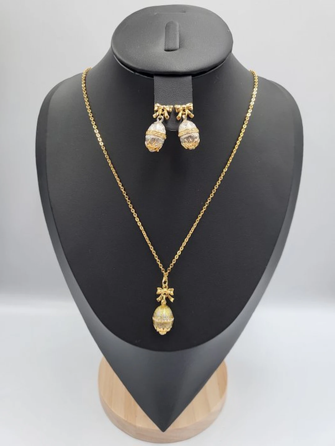 Joan Rivers - Joan Rivers – Vintage jewelry set – Egg...