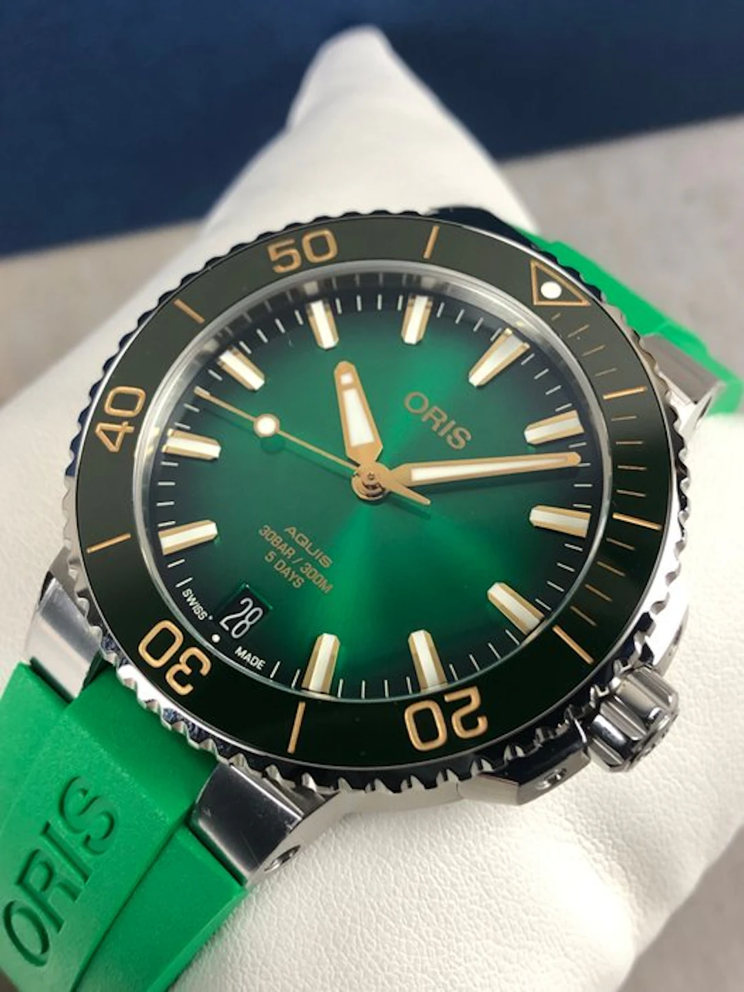 Oris - Aquis Date Calibre 400-2 Automatic - No reserve...