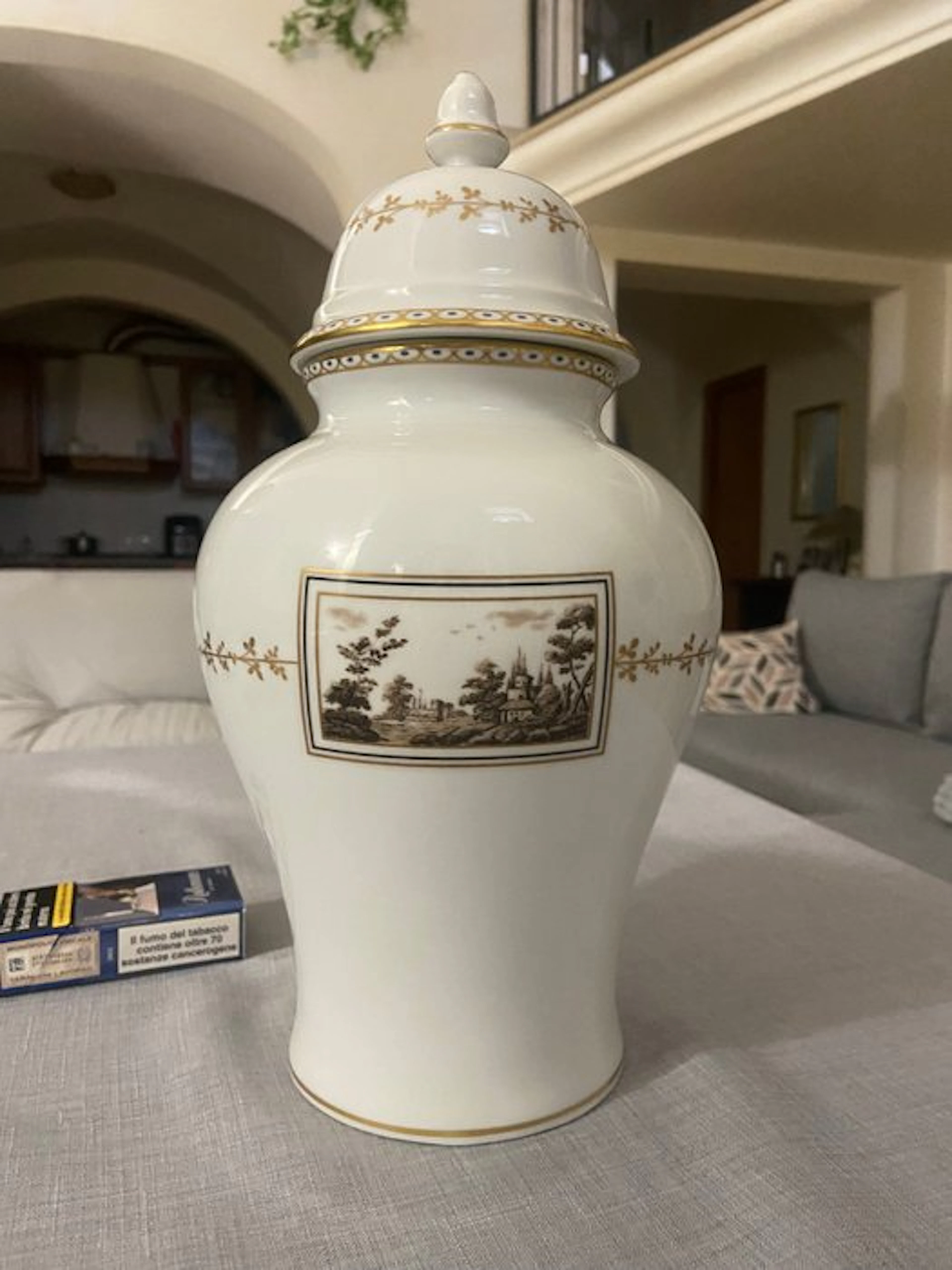 Richard Ginori - Flower pot - Porcelain