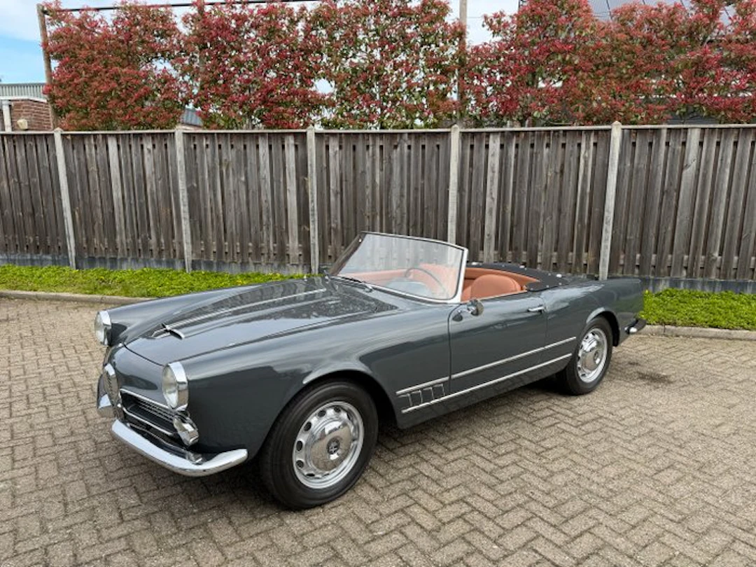 Alfa Romeo - 2000 Touring Spider - 1959