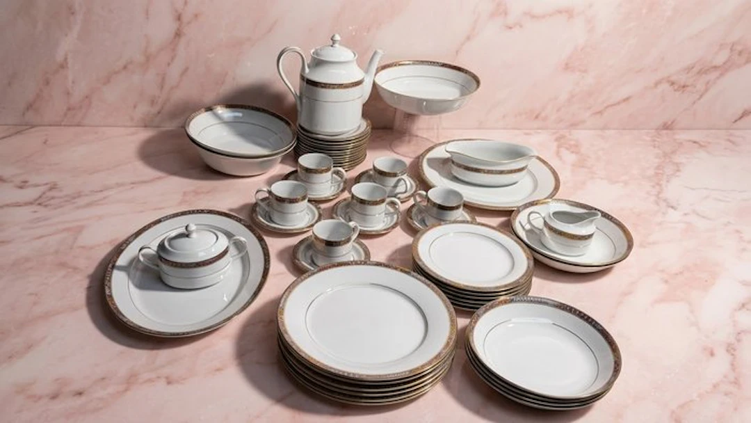 Dankotuwa porcelain - Table service (51) - Porcelain