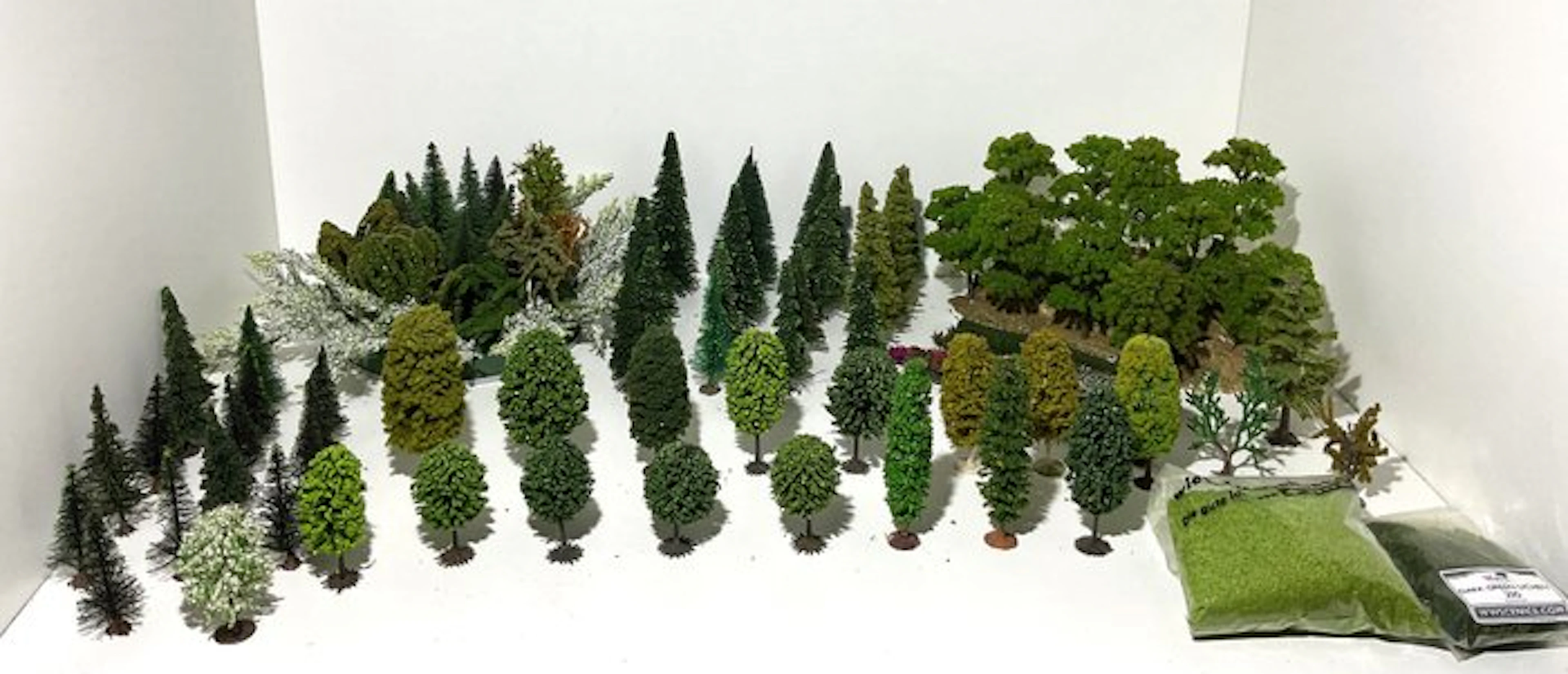 Heki H0 - Model train scenery (103) - Batch of trees and scenery products