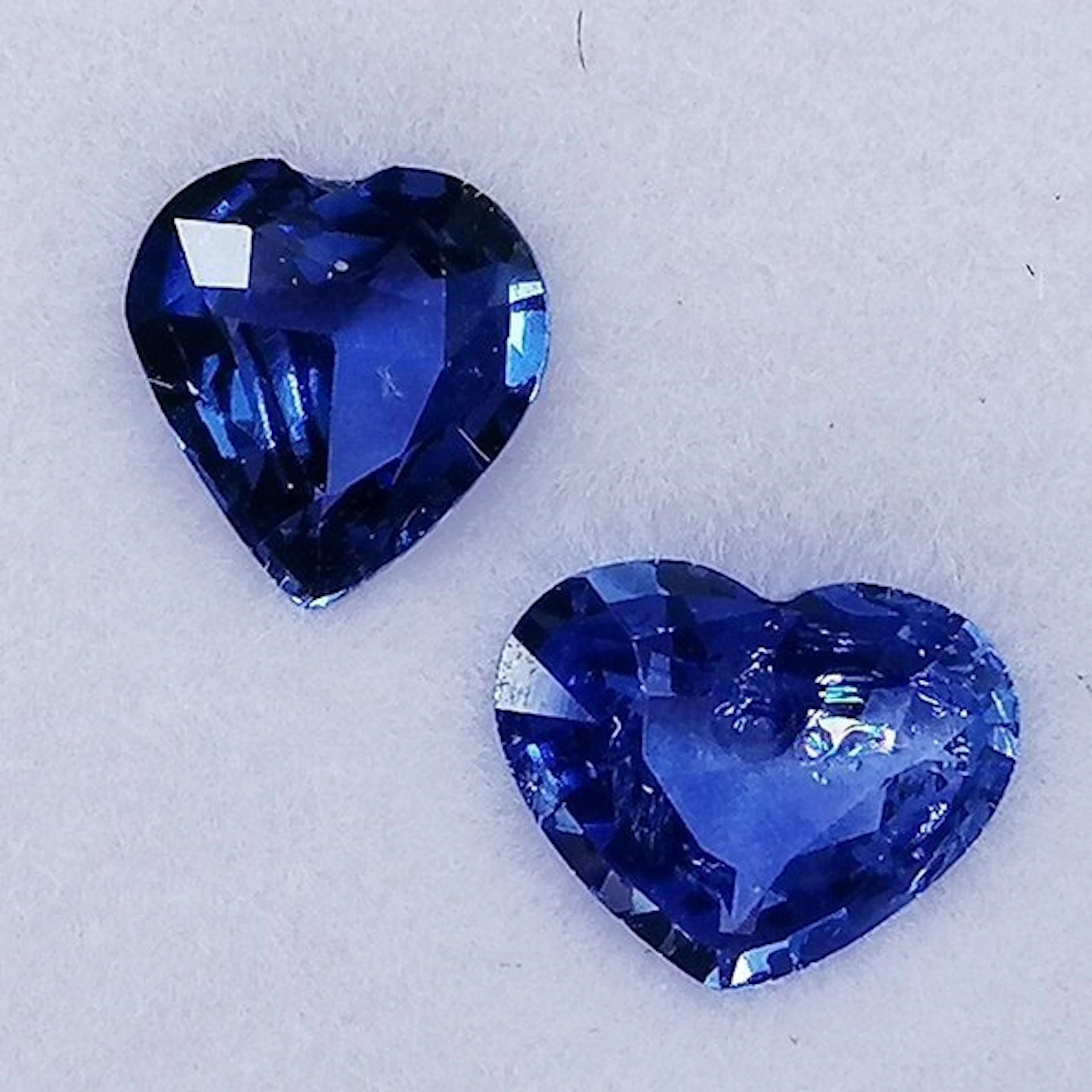 2 pcs Sapphire - 1,16 ct - Instituto Gemólogico Español (IGE)