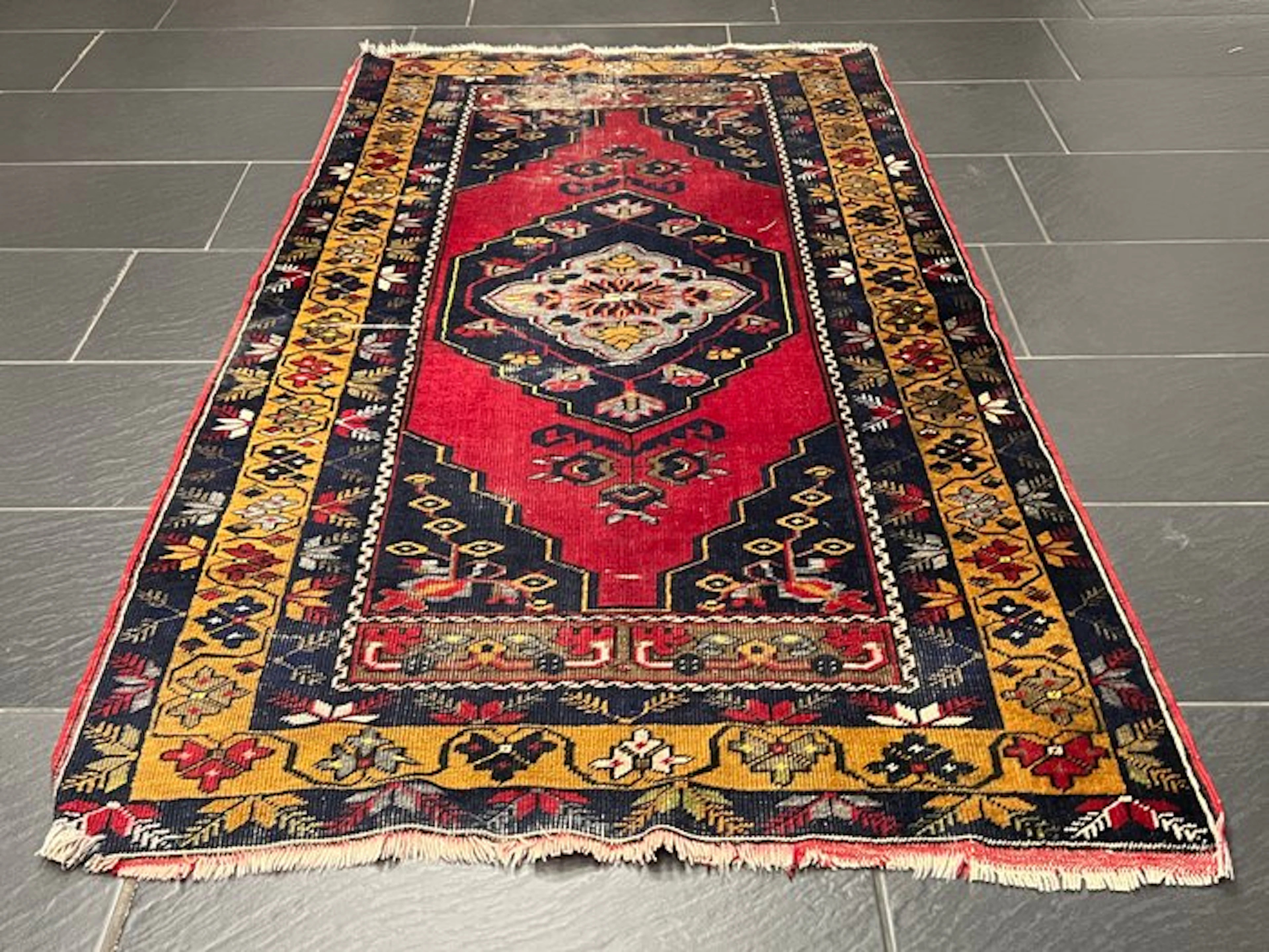 Yahyahli - Rug - 185 cm - 100 cm