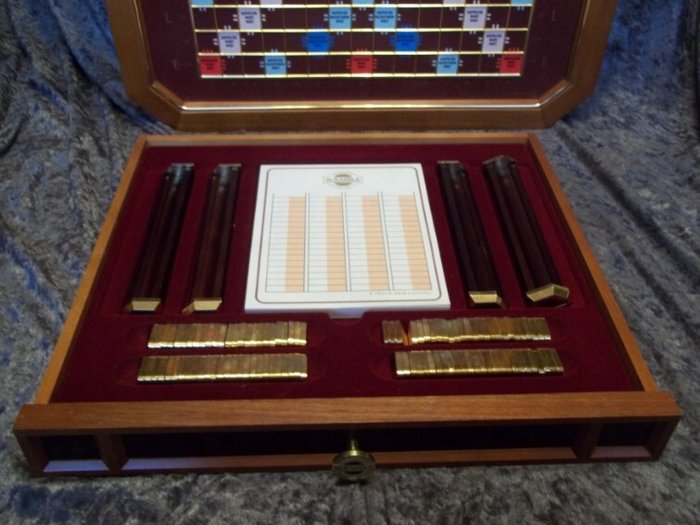 Scrabble Franklin Mint Lot 94 lettres / pièces rechanges plaquées or 24
