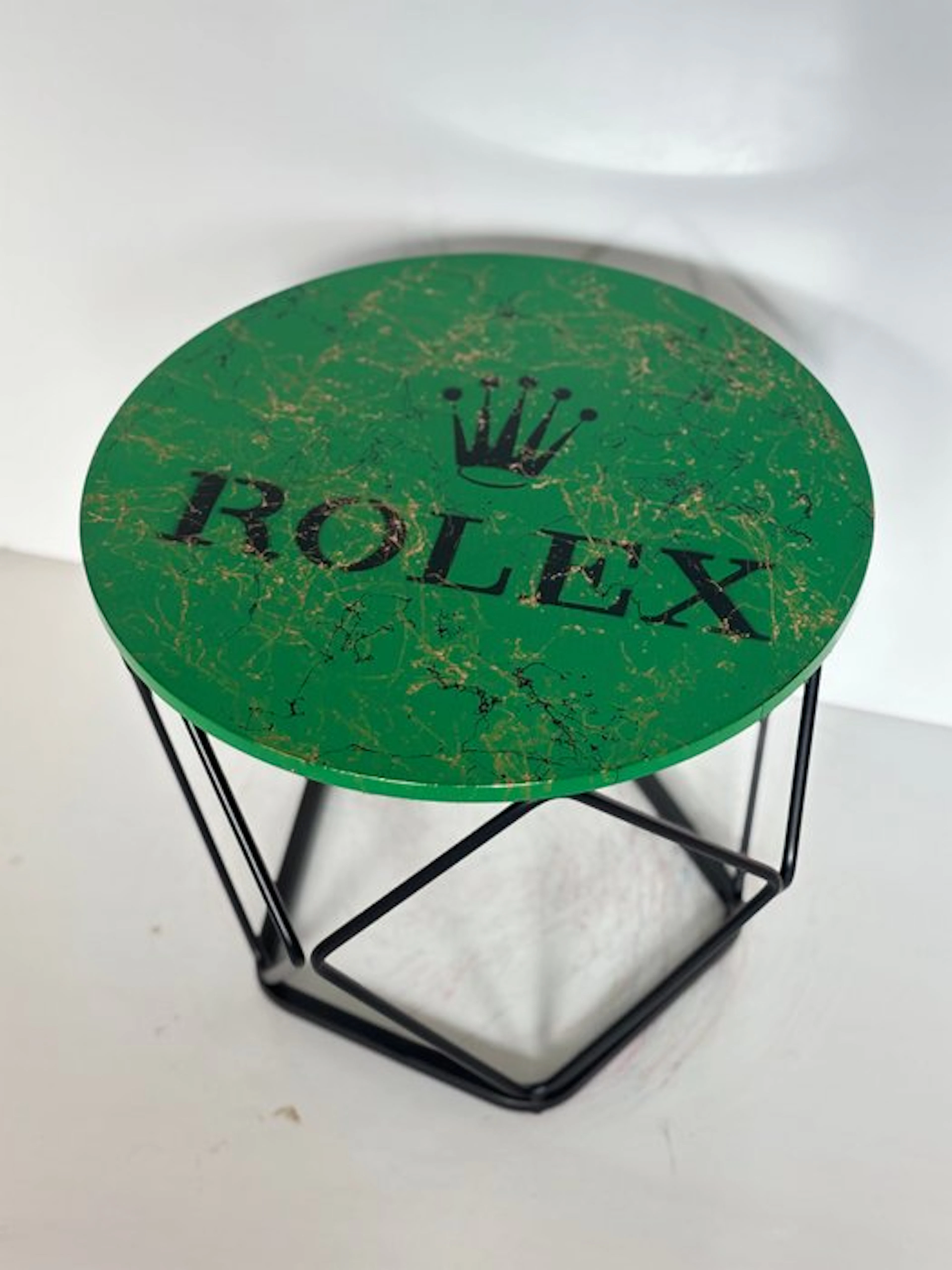 Rob VanMore - Tea-Time by Rolex Table - ø40cm