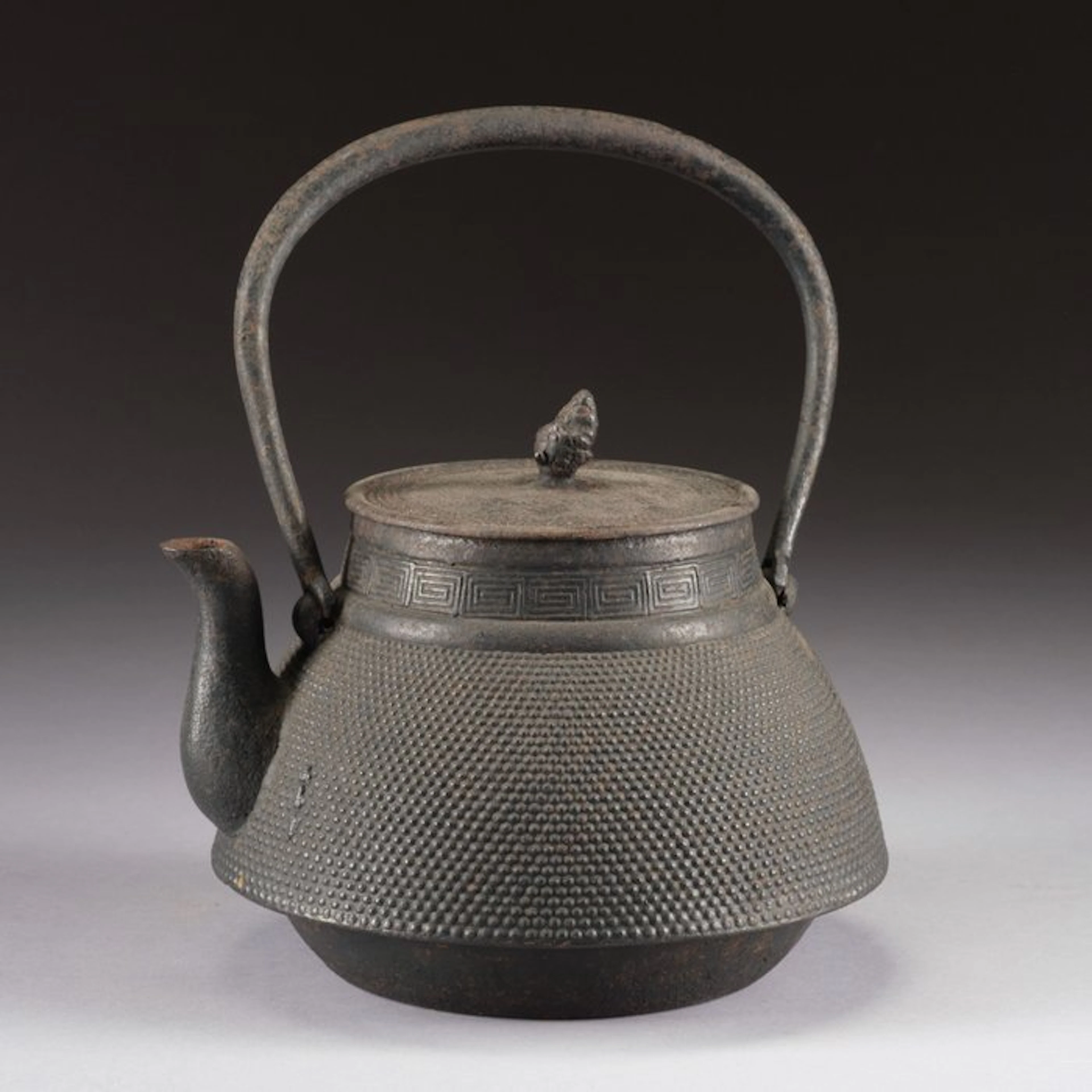 Cast iron water kettle - Iron (cast) - Japan - Mid-Shôwa...