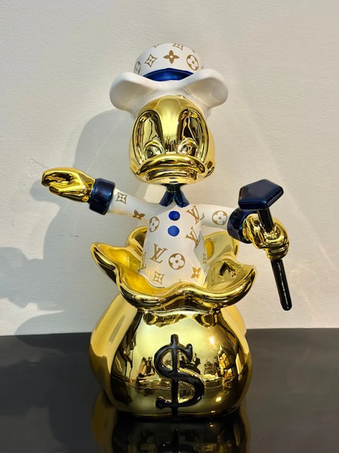 GF Exclusives - Louis Vuttion Money Bag Duck 3D Object