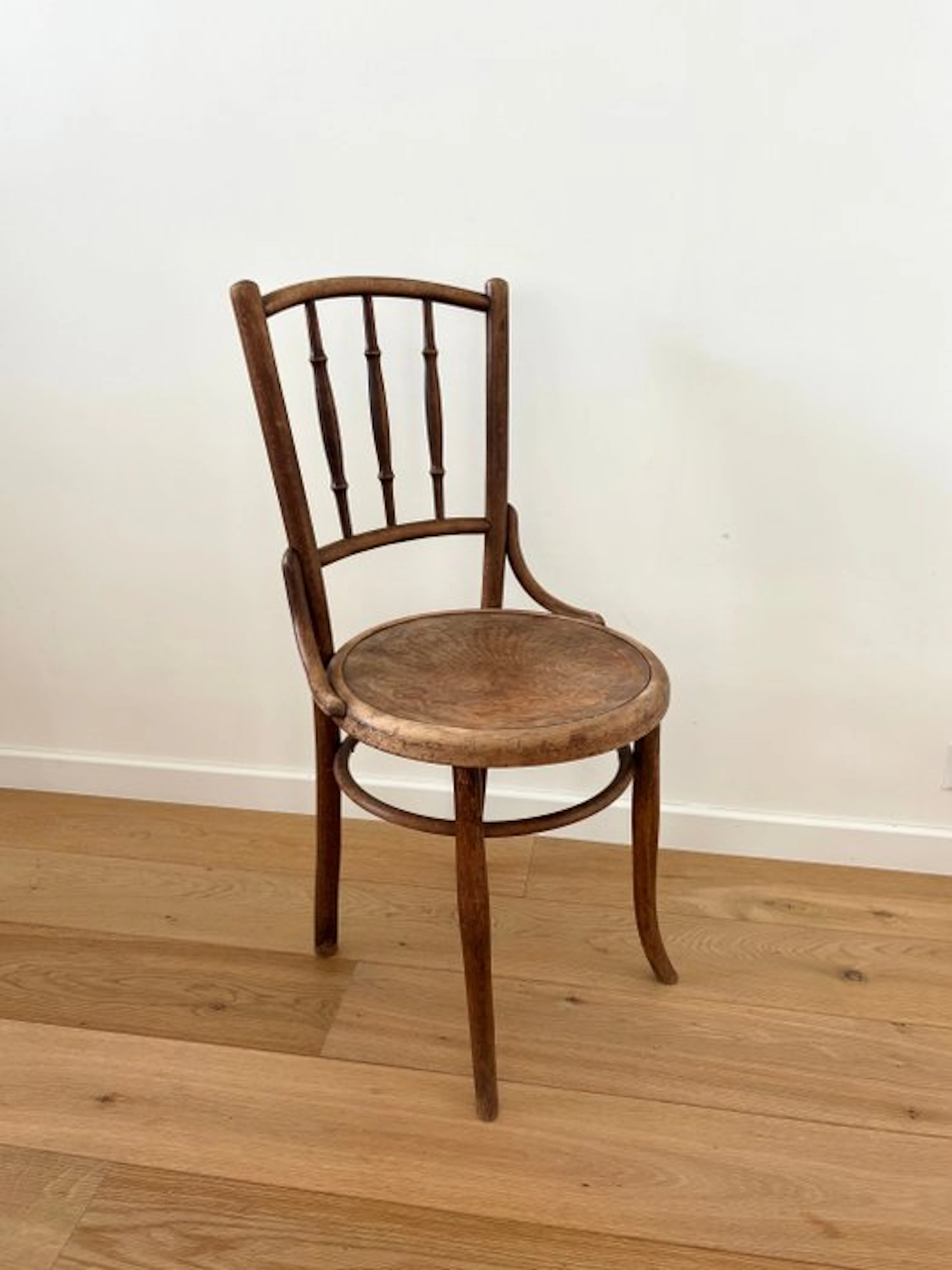 Mundus Budapest - Chair - Wood - Original label