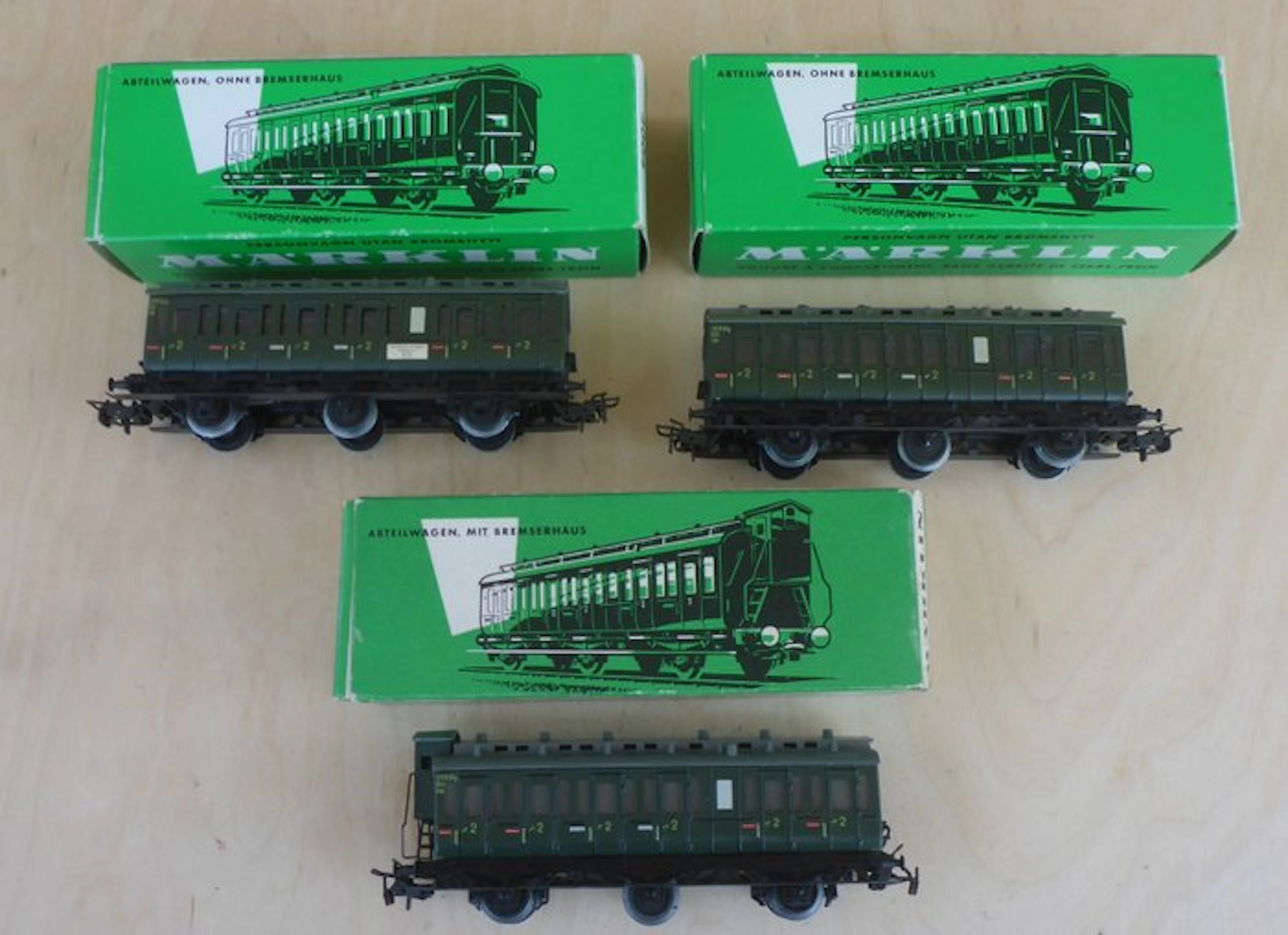 Märklin H0 - 4004 4005 - Train set (3) - Three passenger carriages