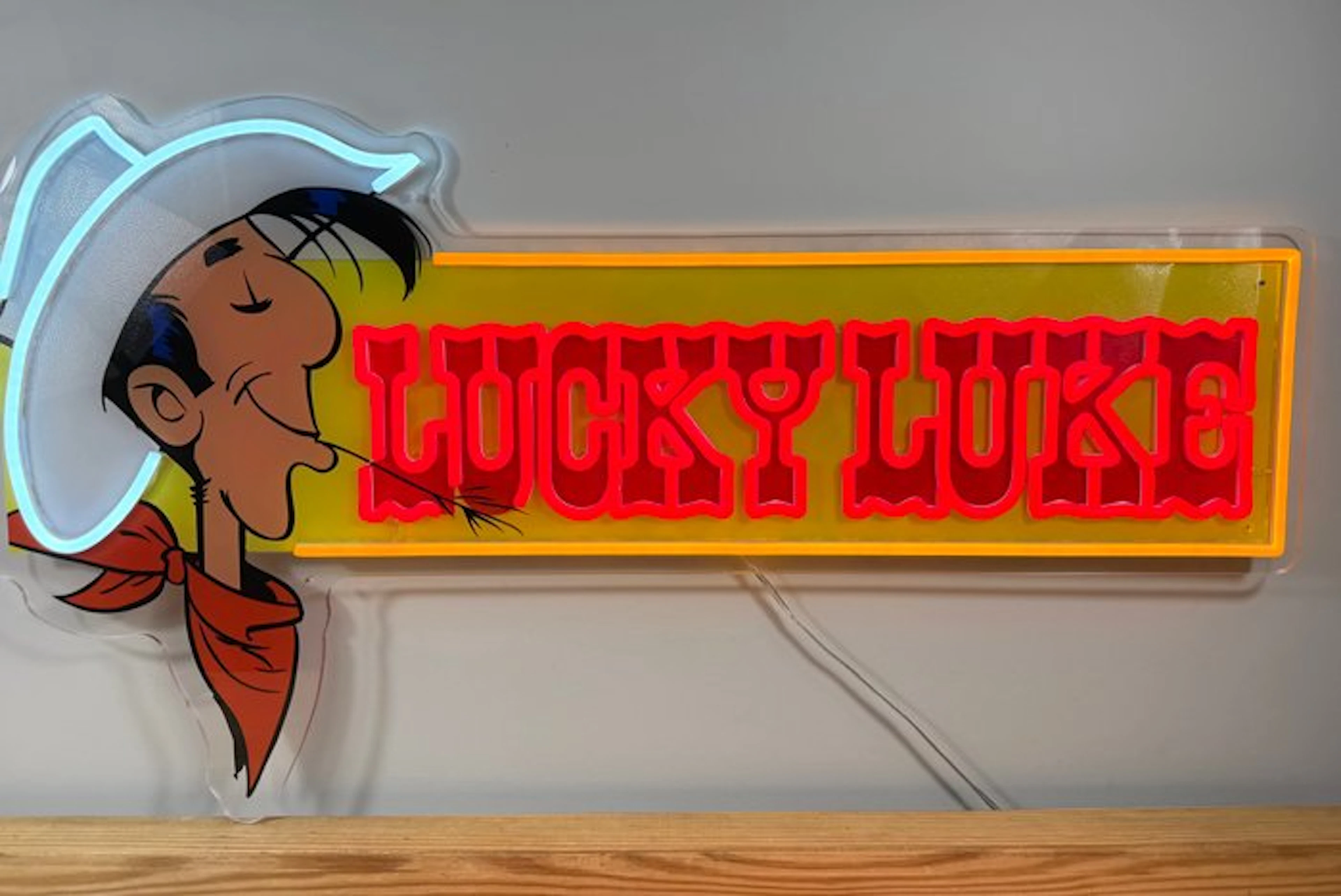 Enseigne néon publicitaire Lucky Luke - Lighted sign - Plexiglass