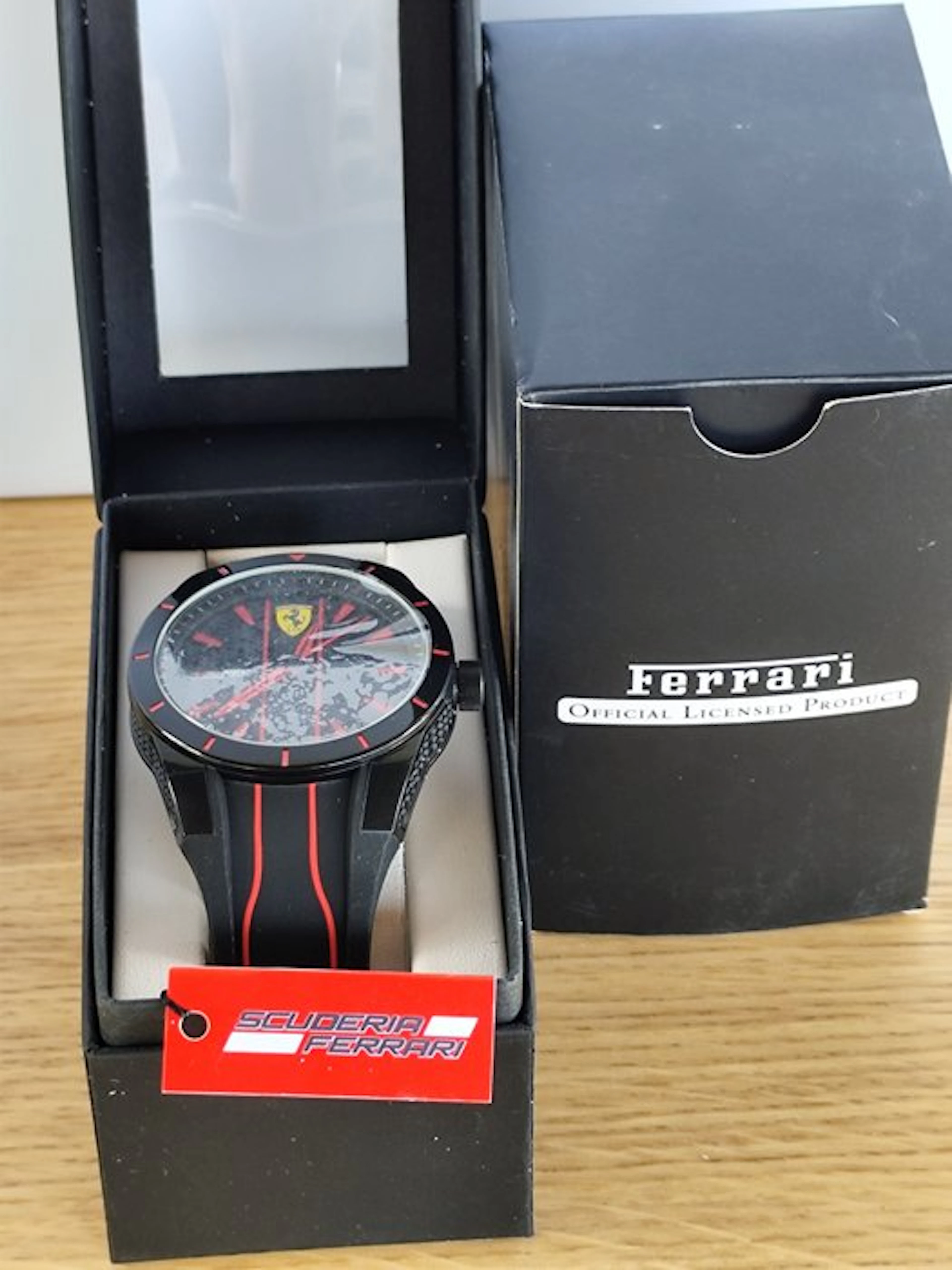 Watch - Ferrari - Red Rev 44mm