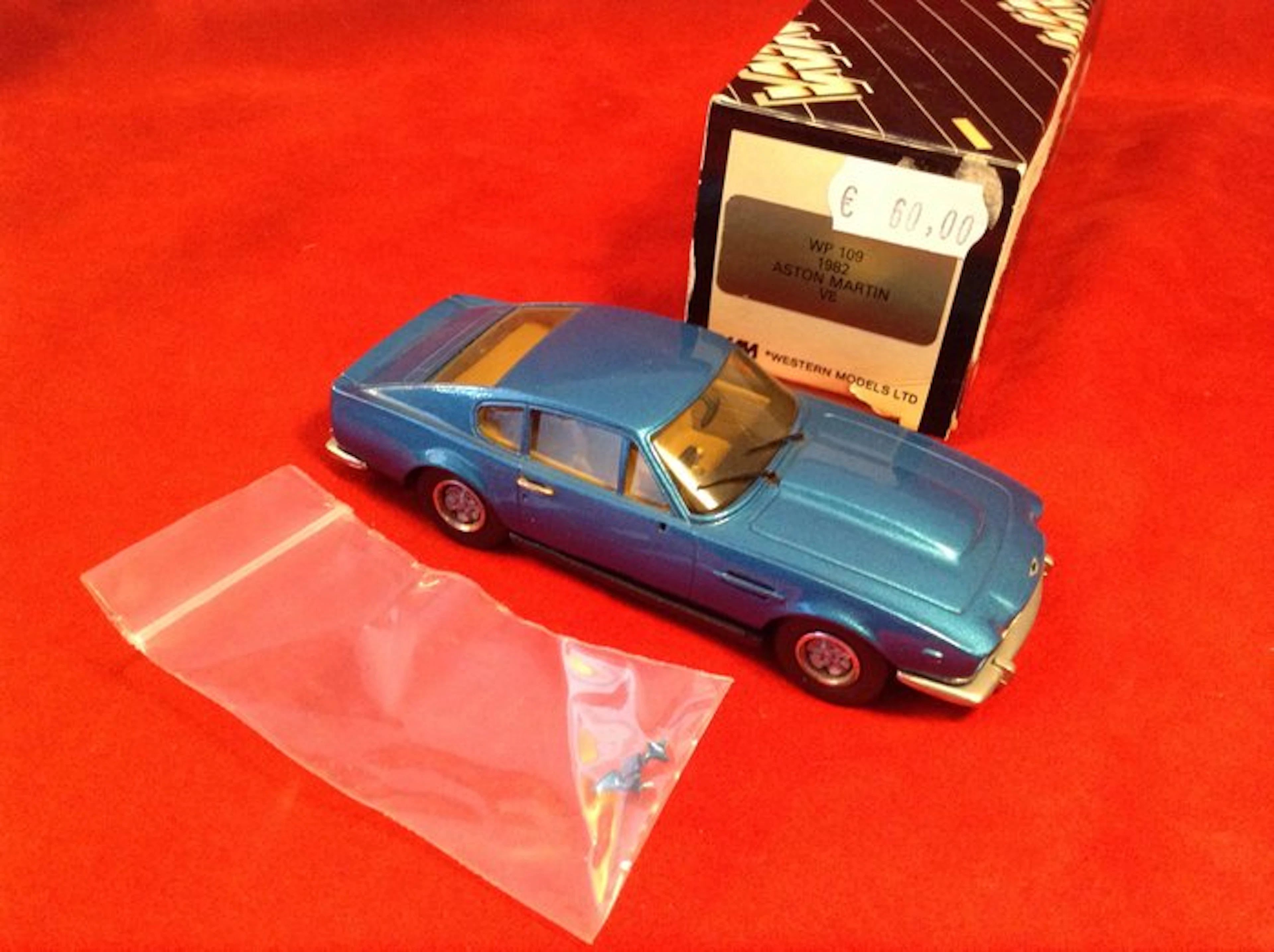 Western Models - made in England 1:43 - Model sports car - ref