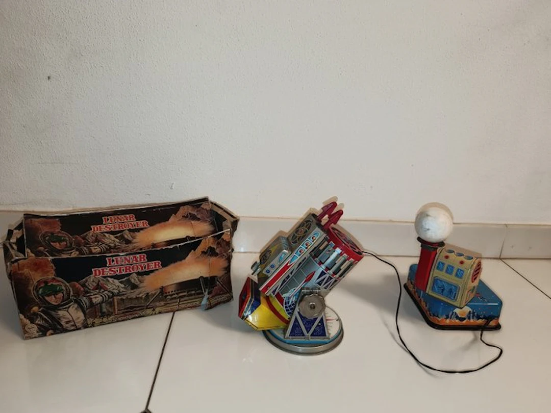 Linemar Toys Japan - Toy robot Japanese Tinplate...