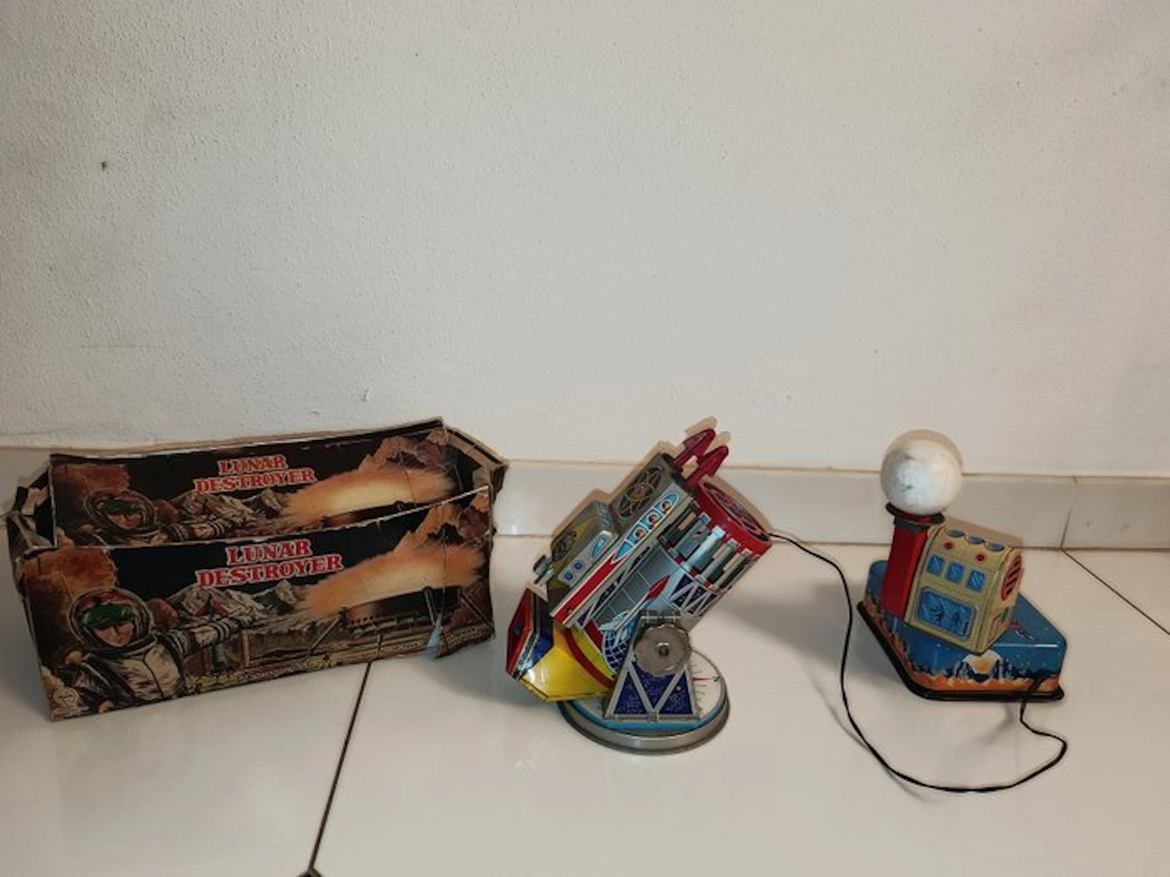 Linemar Toys Japan - Toy robot Japanese Tinplate...