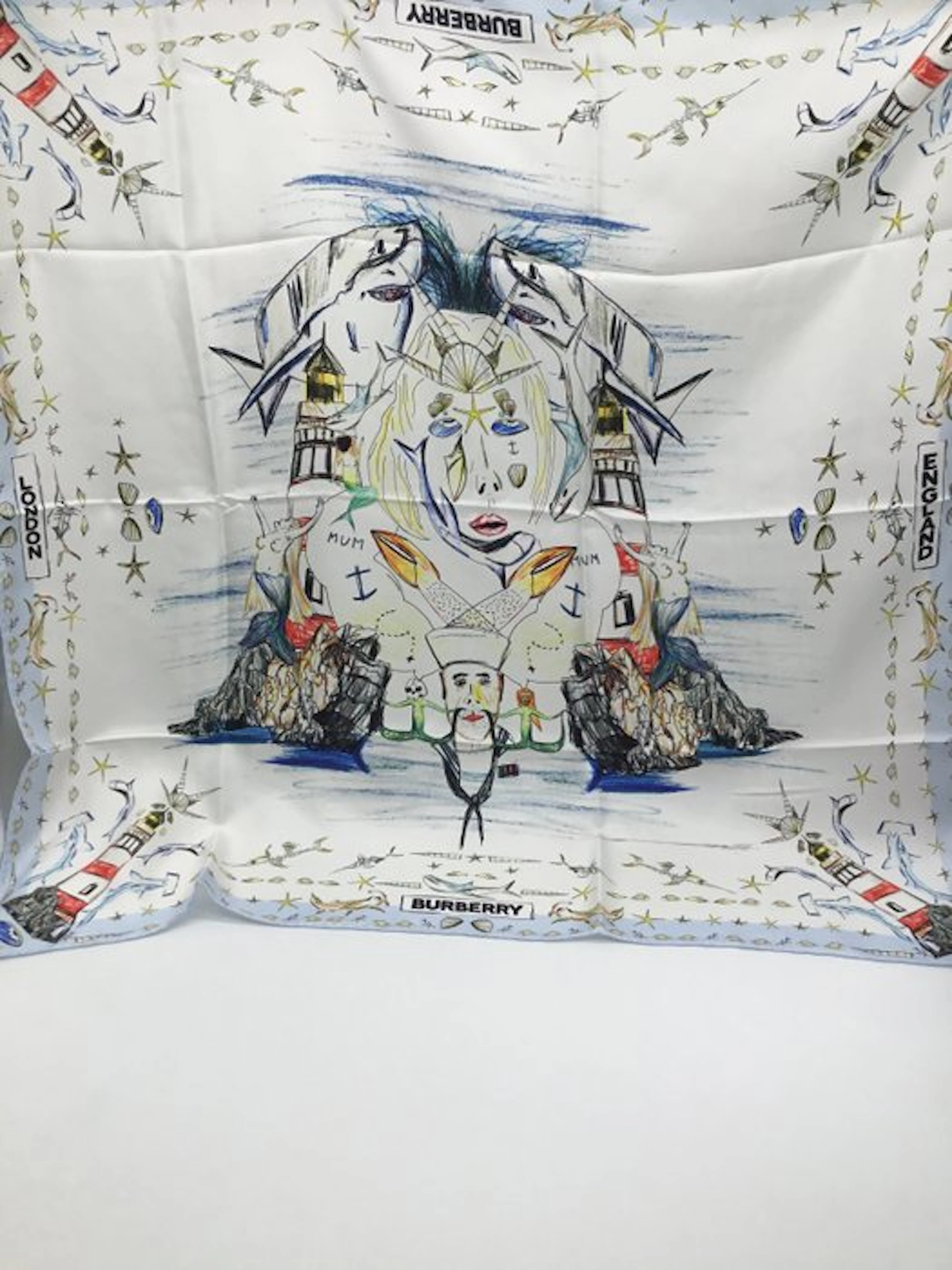 Burberry - DÉFILÉ DE LA MER - Scarf