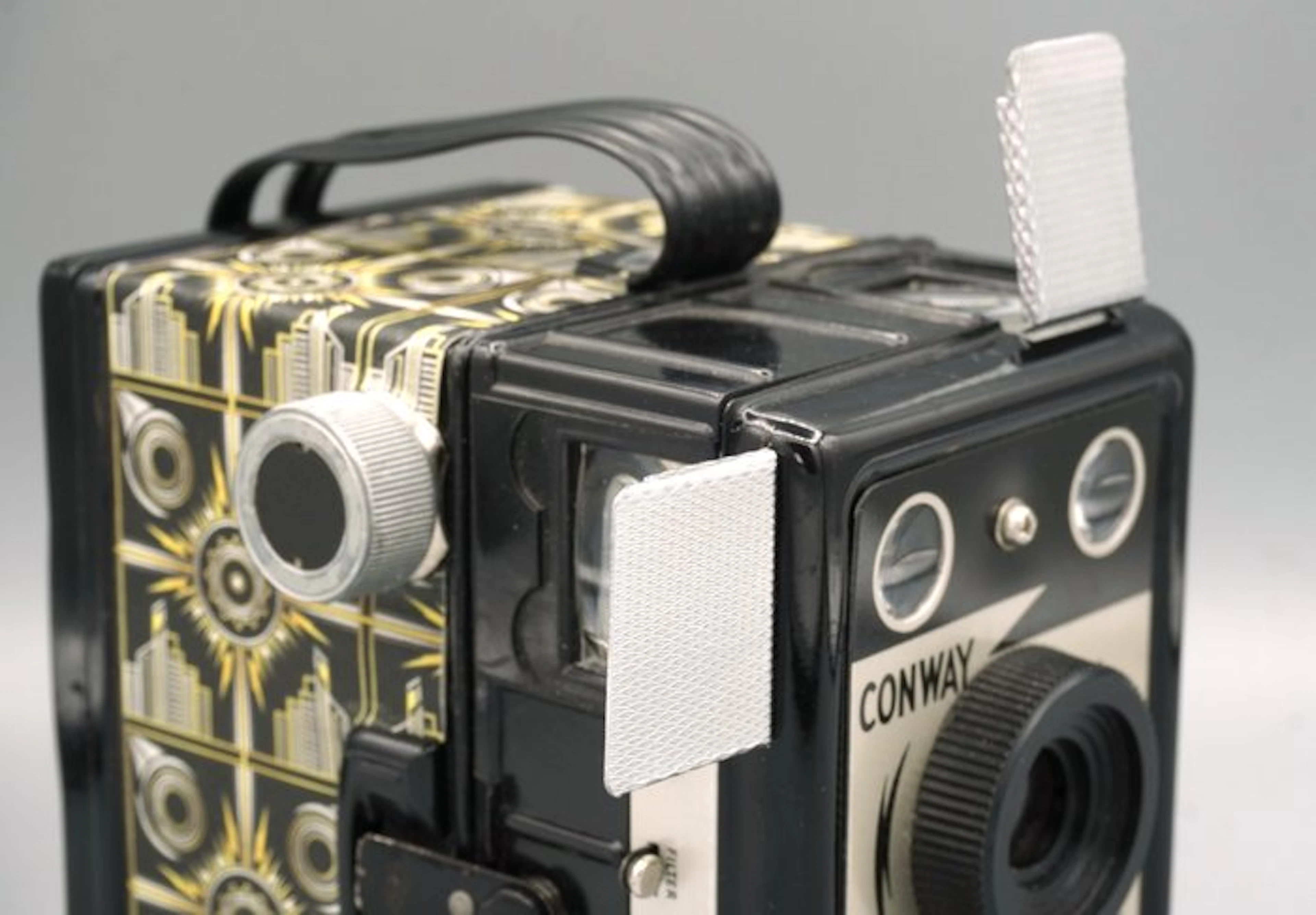 Conway Super Flash - Custom Art Déco Edition | Analogue camera