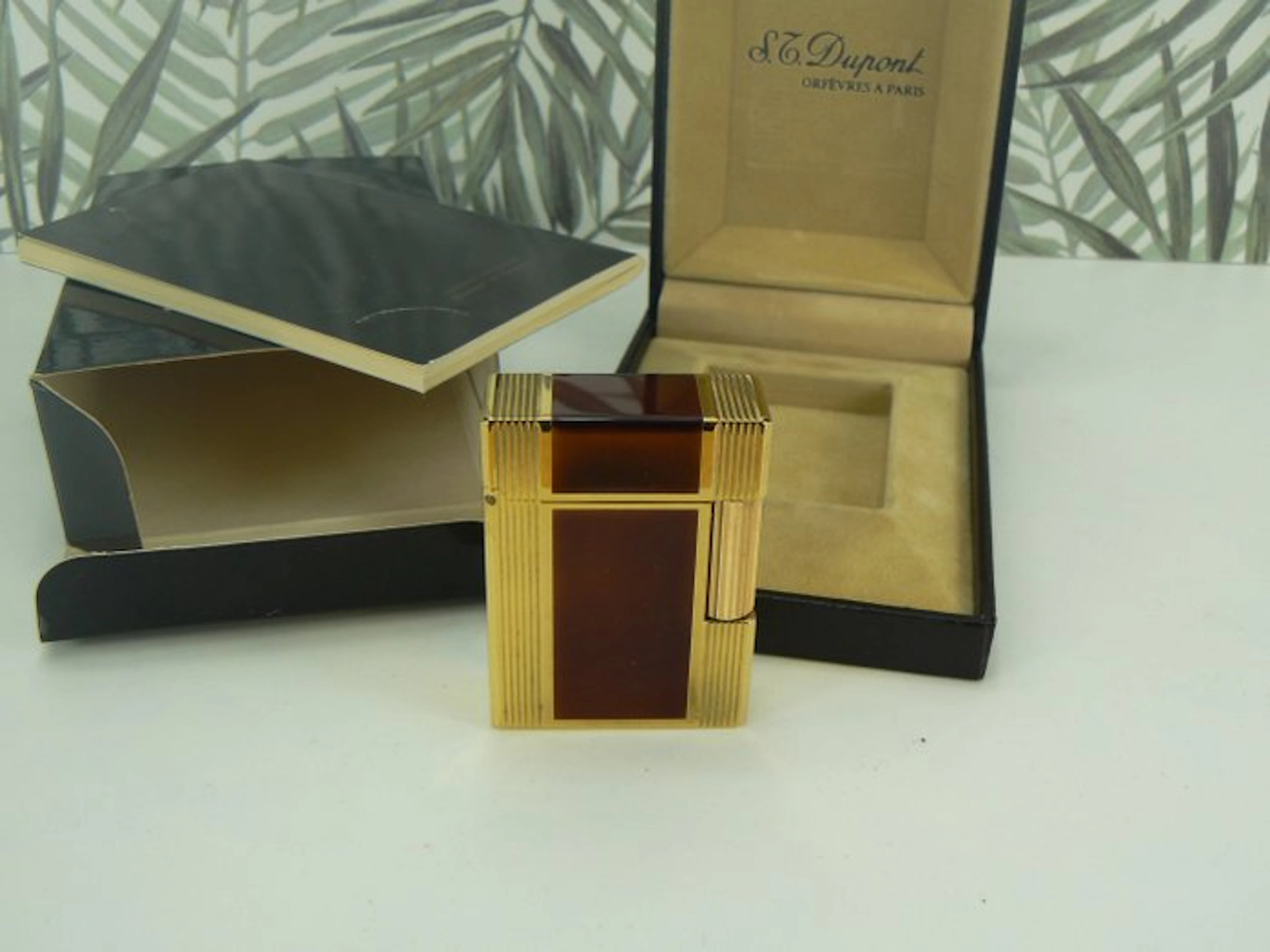 S.T. Dupont - Line 1 - Windsor - Lighter - Lacquer
