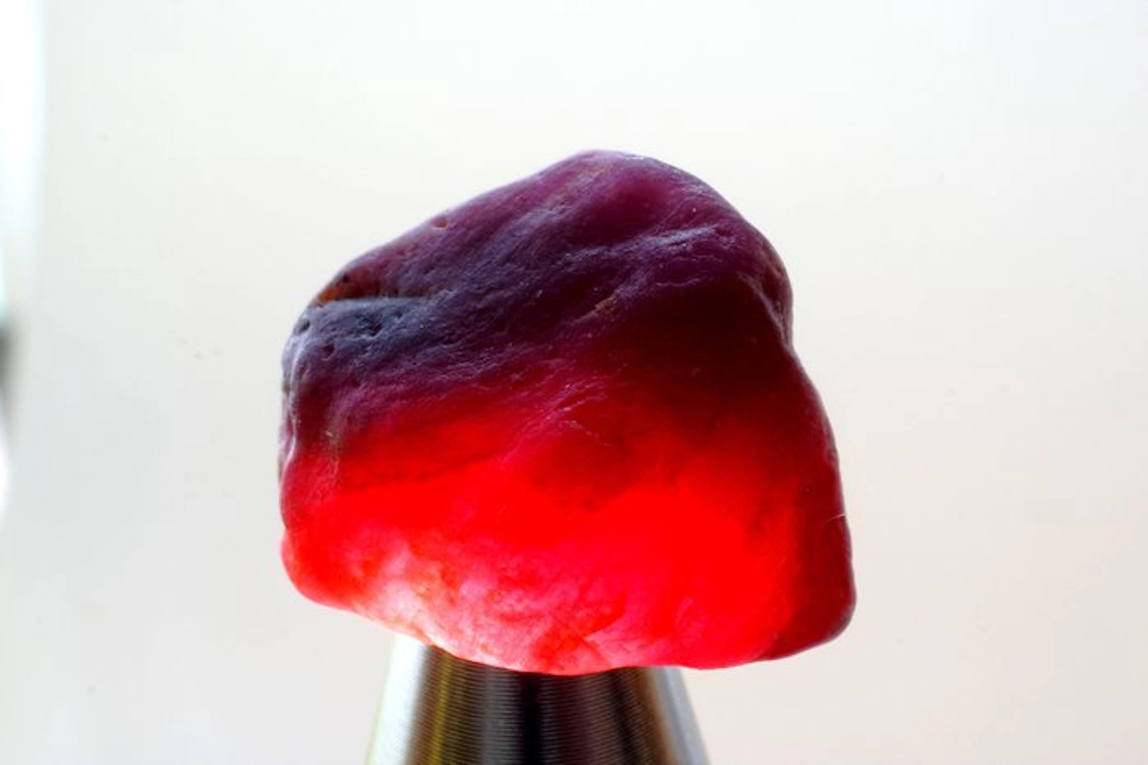 Ruby 109 carats of rough, untreated ruby crystals- 21.82 g - (5)