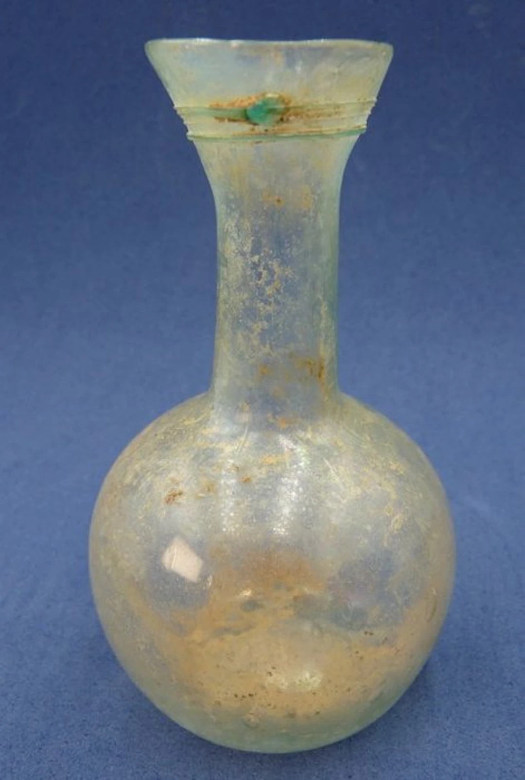 Ancient Roman Glass bottle with trailed glass decoration - 105 mm