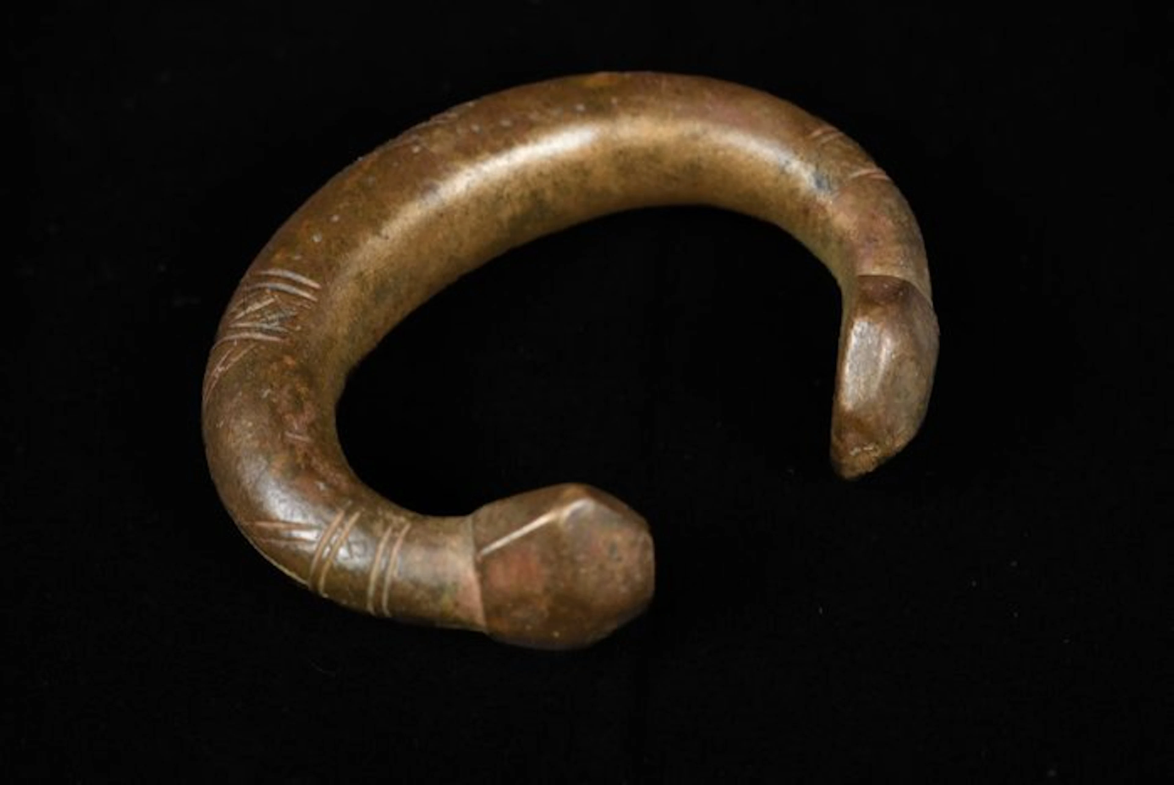 Manilla (slave) currency bracelet - West Africa (No reserve price)