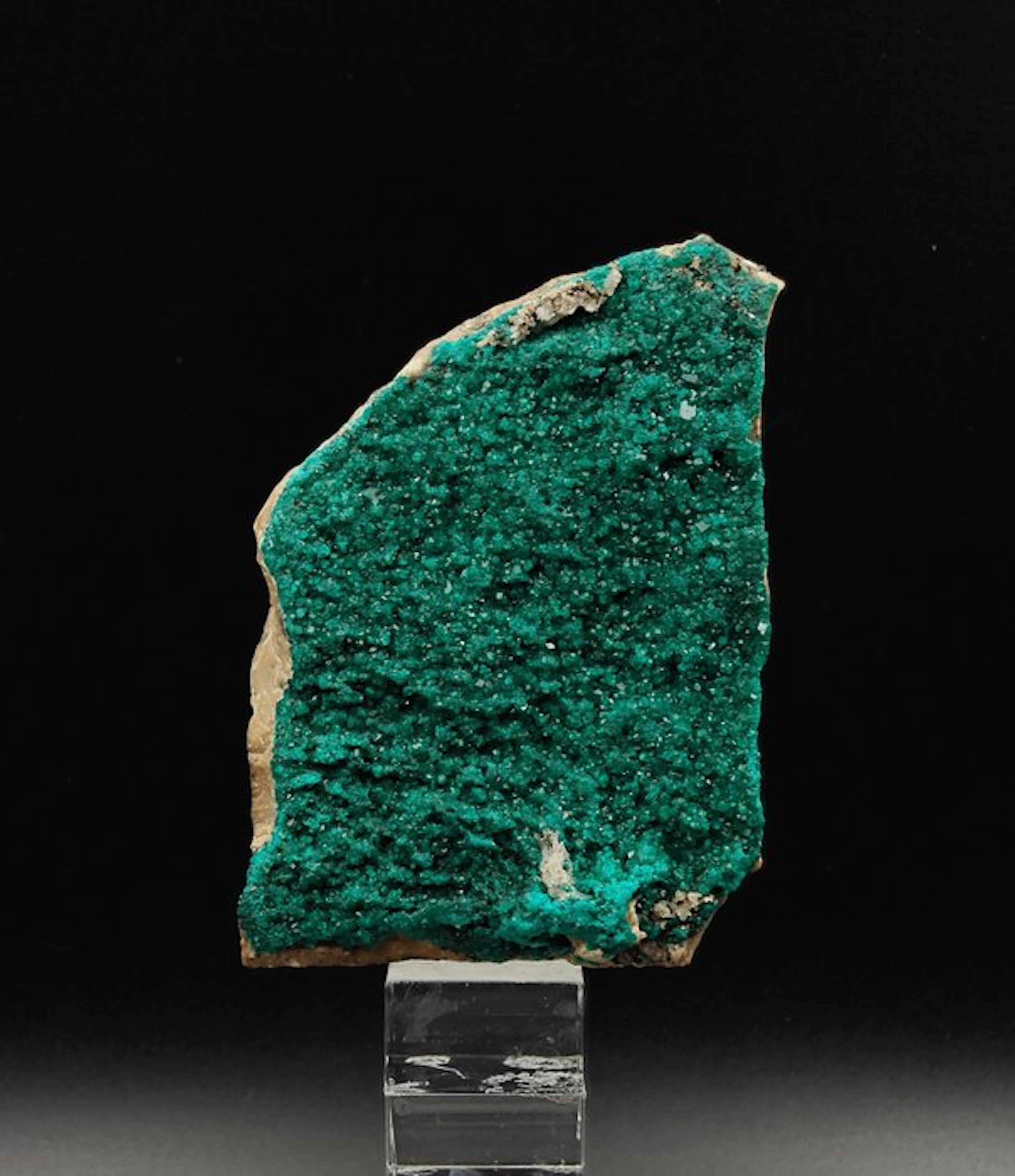 100+ dioptase crystals