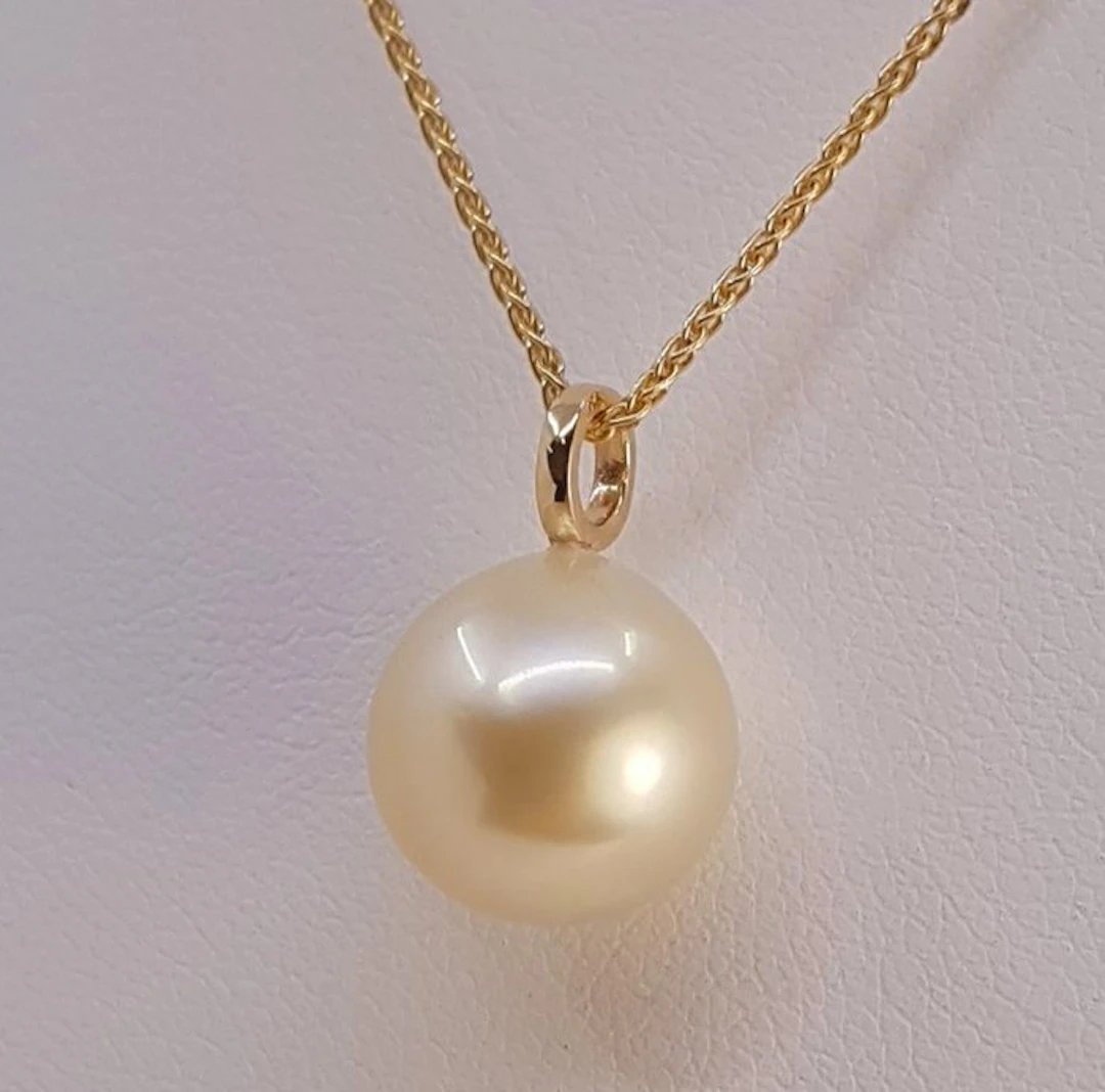 Pendant - 14 kt. Yellow gold - 11X12mm South Sea Pearl