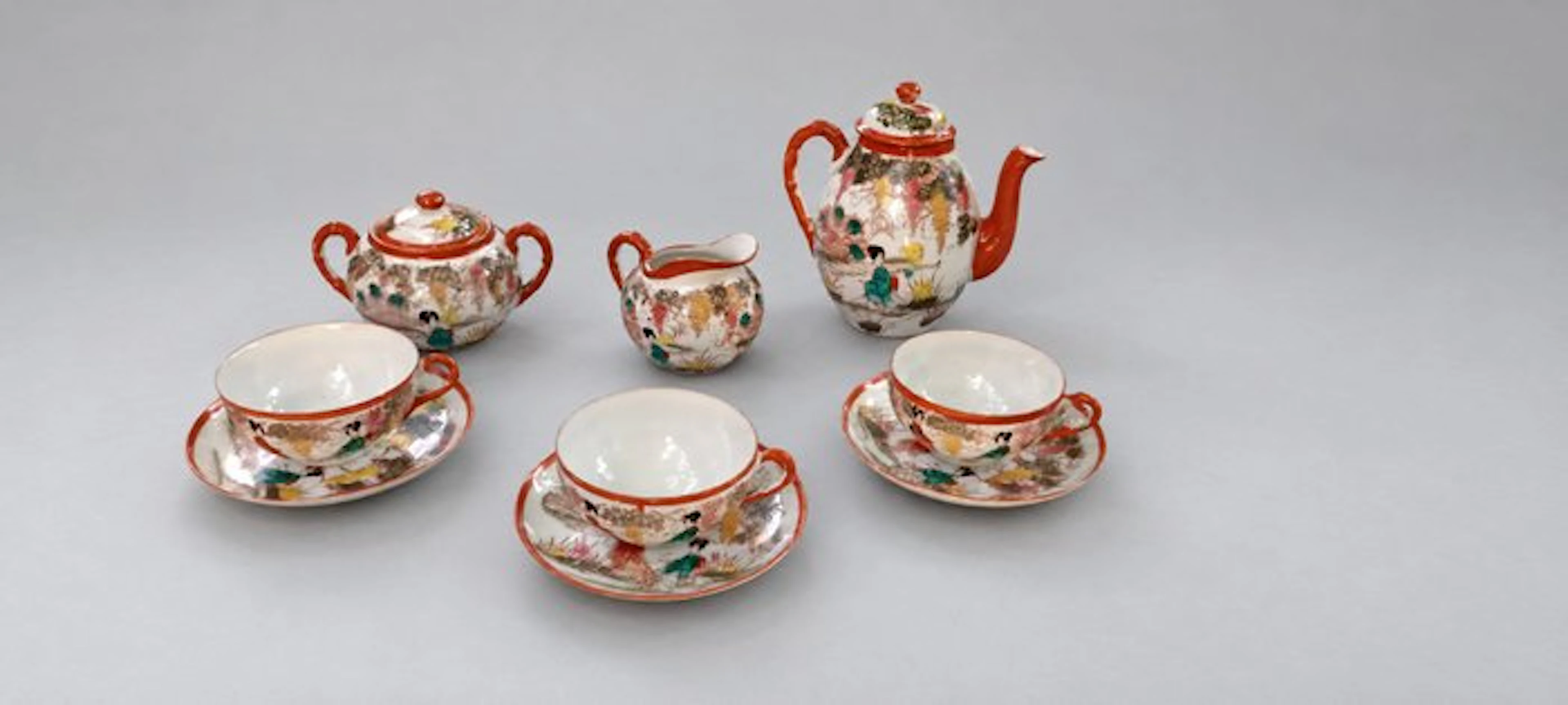 Tea service (19) - Geisha and wisteria - Thin-walled