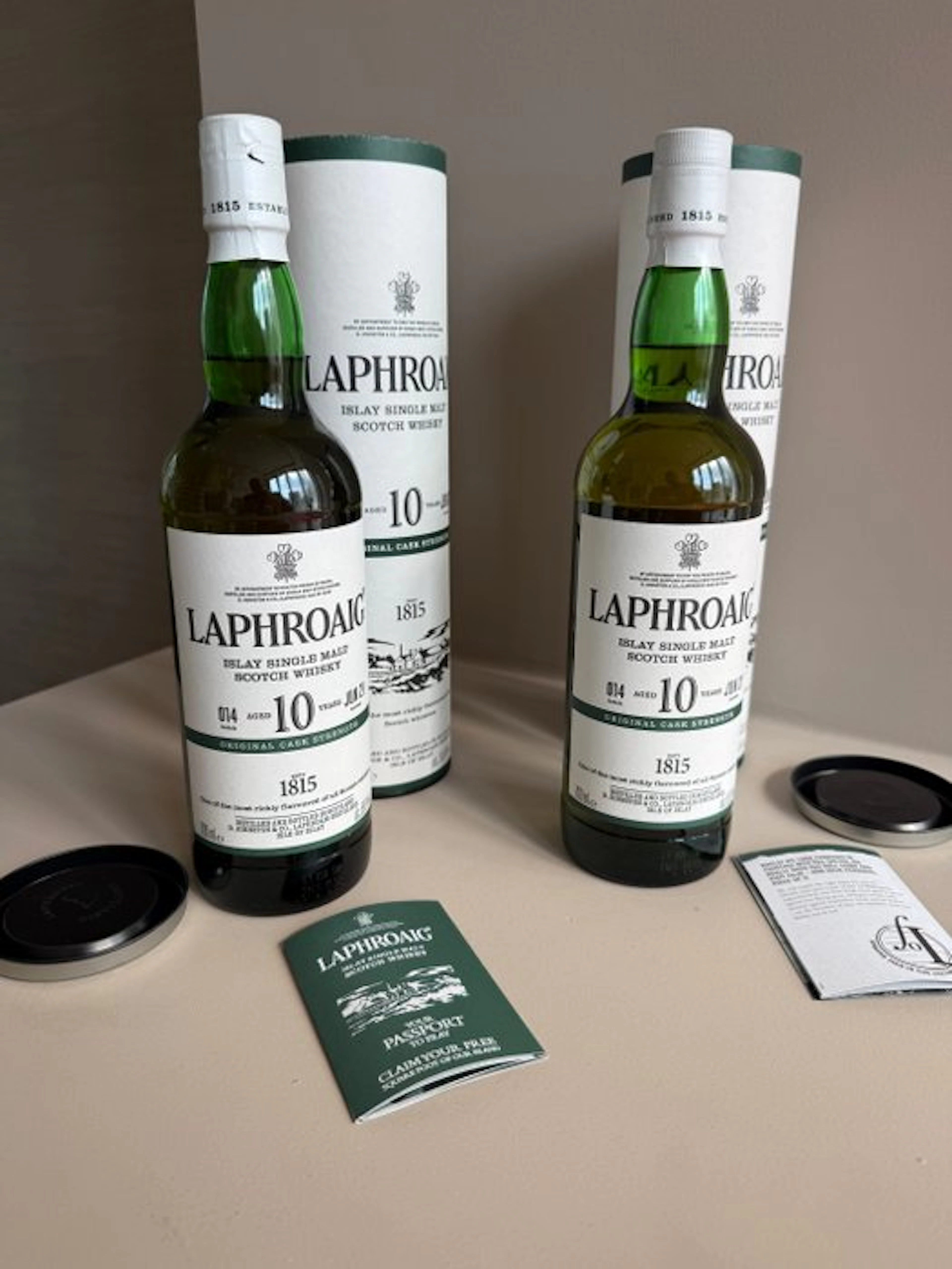 Laphroaig 10 years old Original Cask Strength Batch 014 - b