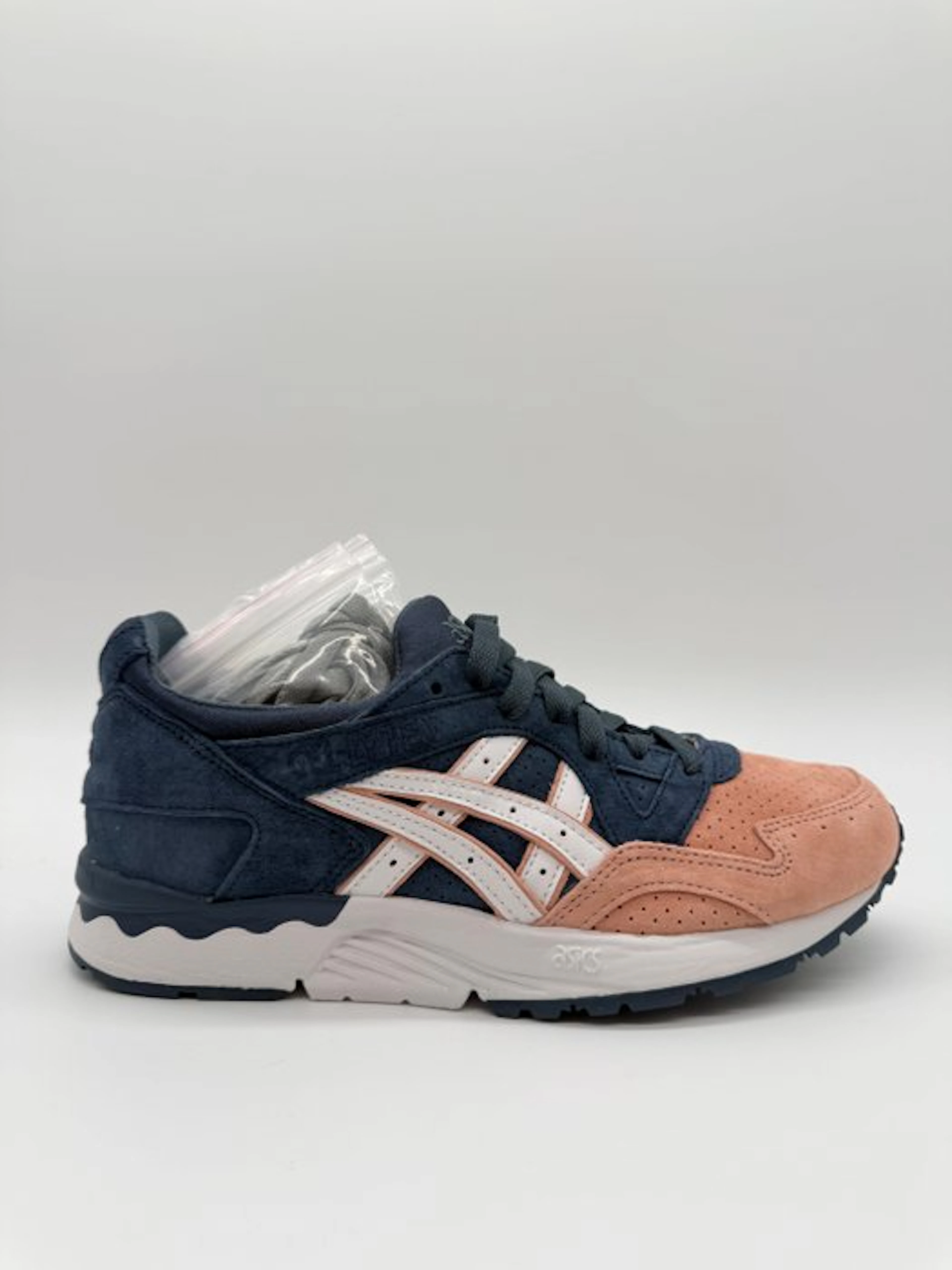 Asics - Asics ASICS Gel-Lyte V Kith Salmon Toe - Sneakers...