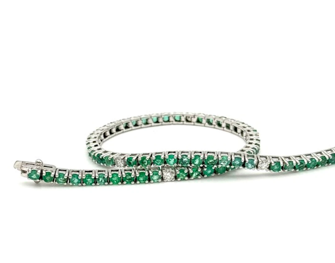 Tennis bracelet - 18 kt. White gold - 4.16ct. tw. Emerald - Diamond