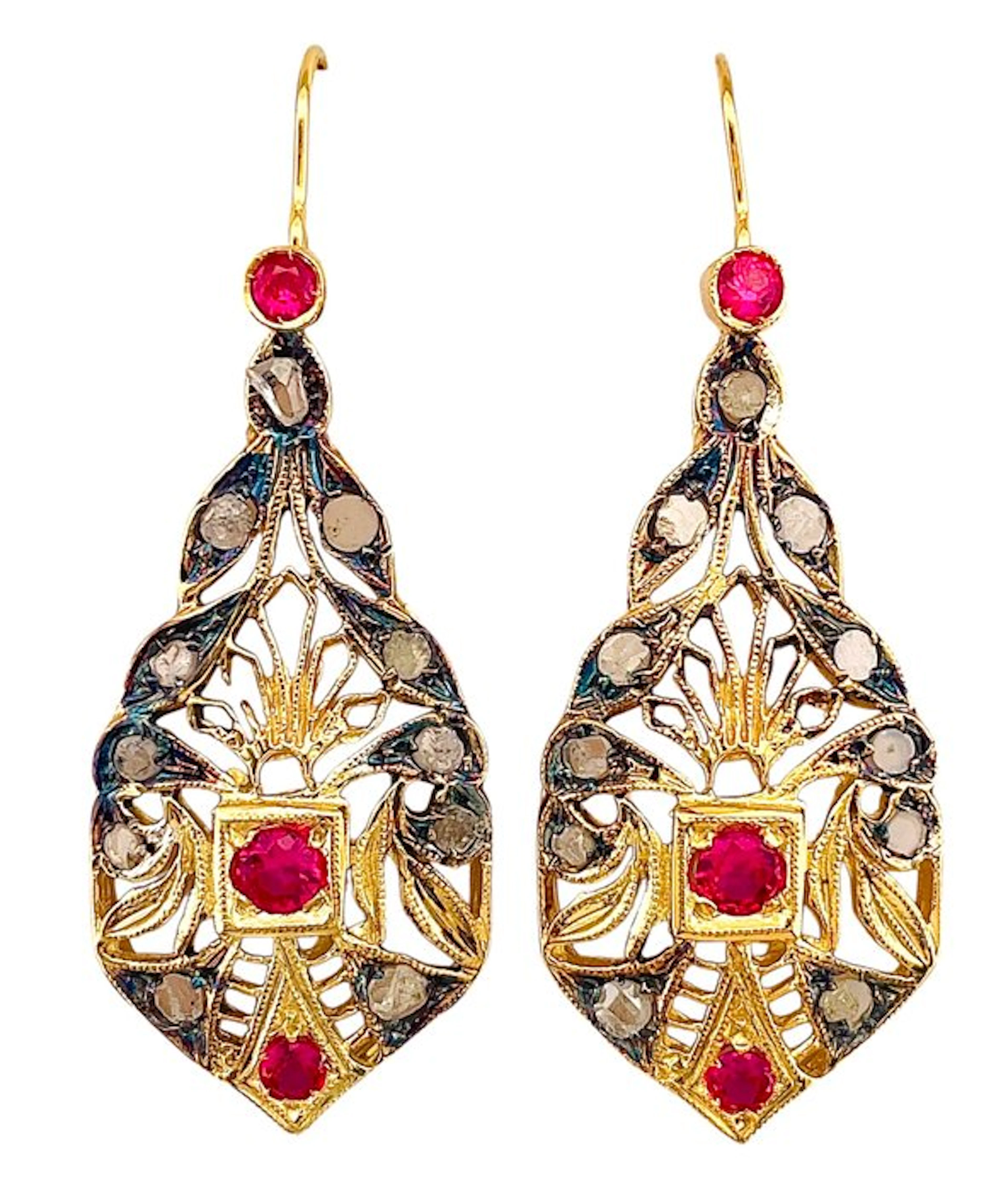 No reserve price - Earrings - 9 kt. Yellow gold, Silver Ruby - Diamond