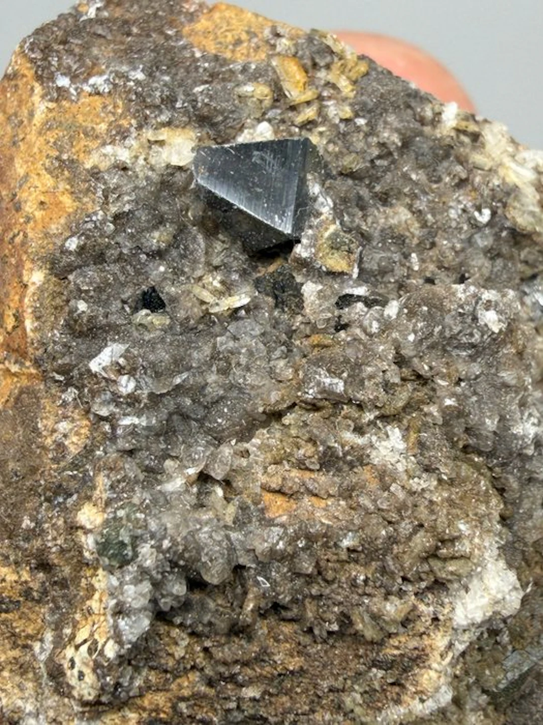 Anatase Specimen- 28 g - (1)