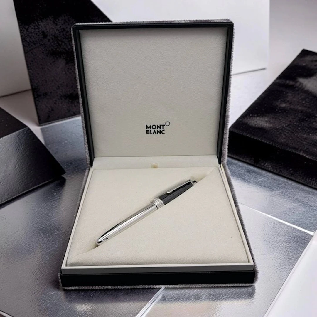 Montblanc - Meisterstück Solitaire Doué "Ceramic Black...