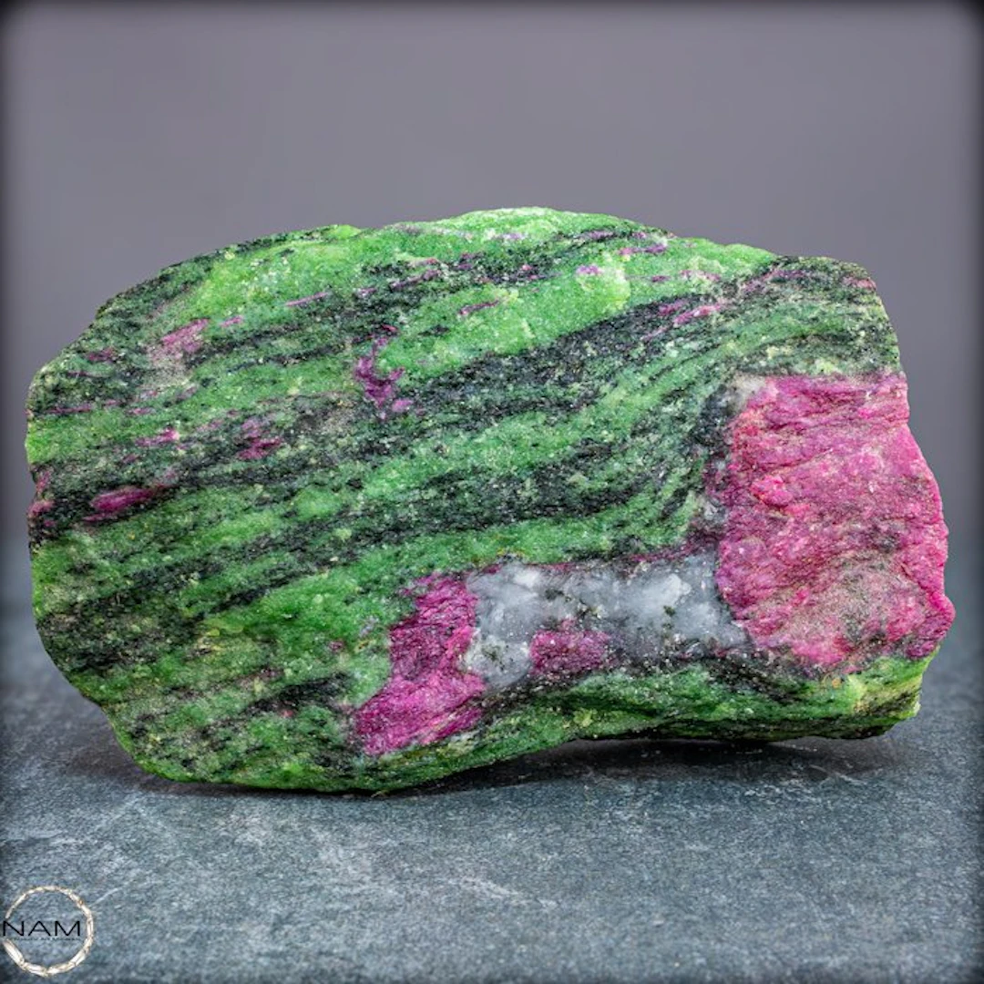 Natural ruby in zoisite crystal from Tanzania – A...