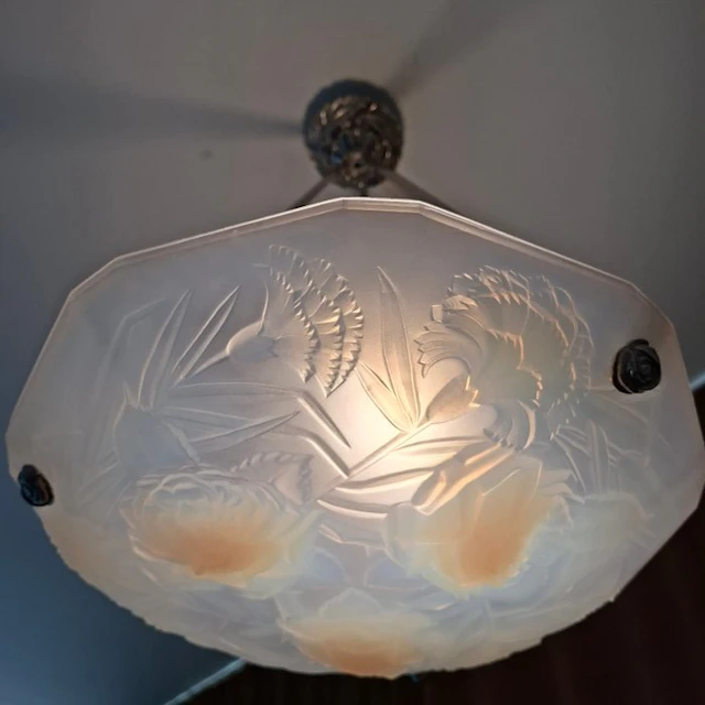Roba Paris - Chandelier - Nickel-plated bronze, copper. opaline glass