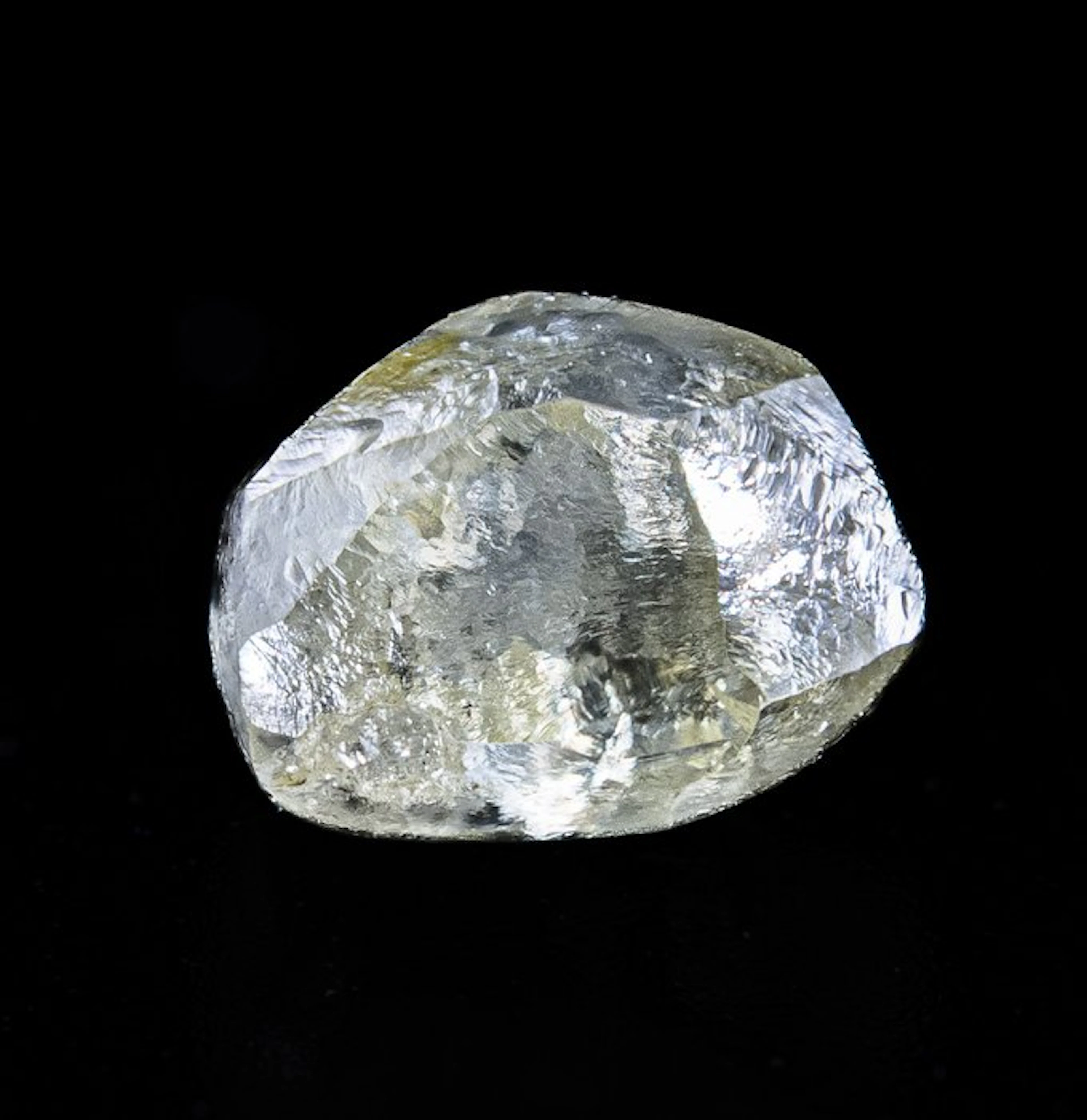 DIAMOND Near Colorless - EXCEPTIONAL VVS - NO RESERVE...