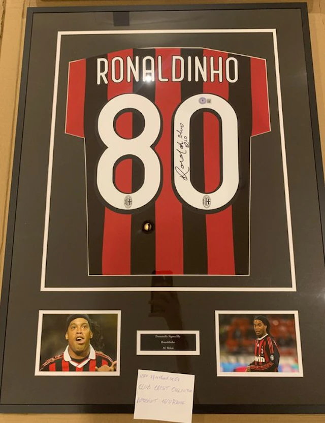 AC Milan - Italian Football League - Ronaldinho - 2010 - Football jersey