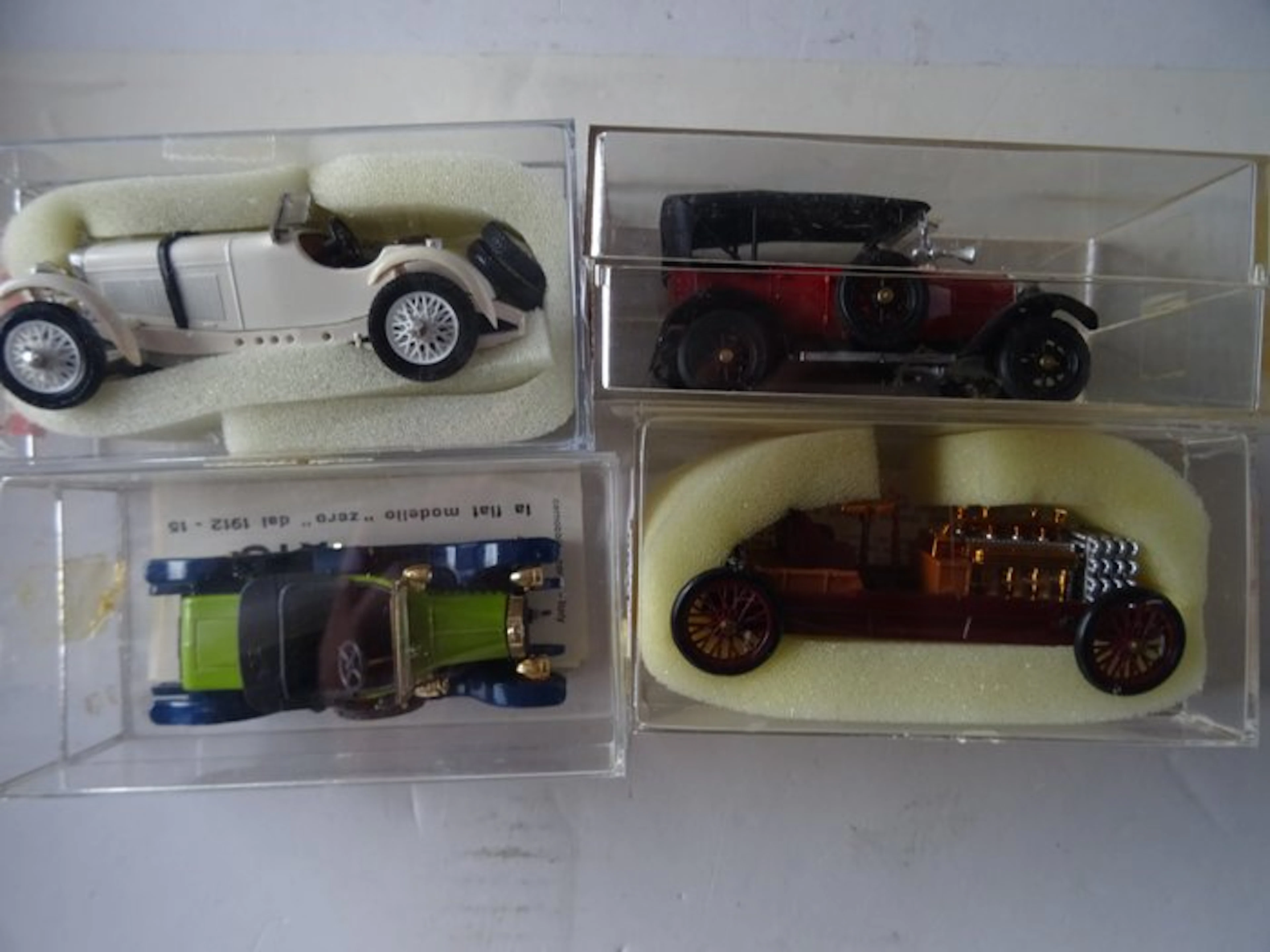 Rio - Model car (4) - 4 like-new models in their original packaging