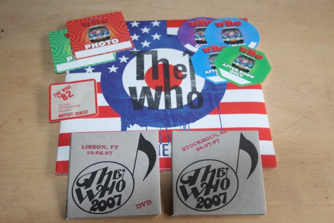Who - Live At Shea Stadium 1982 3LP + Lisbon 2007 DVD +...