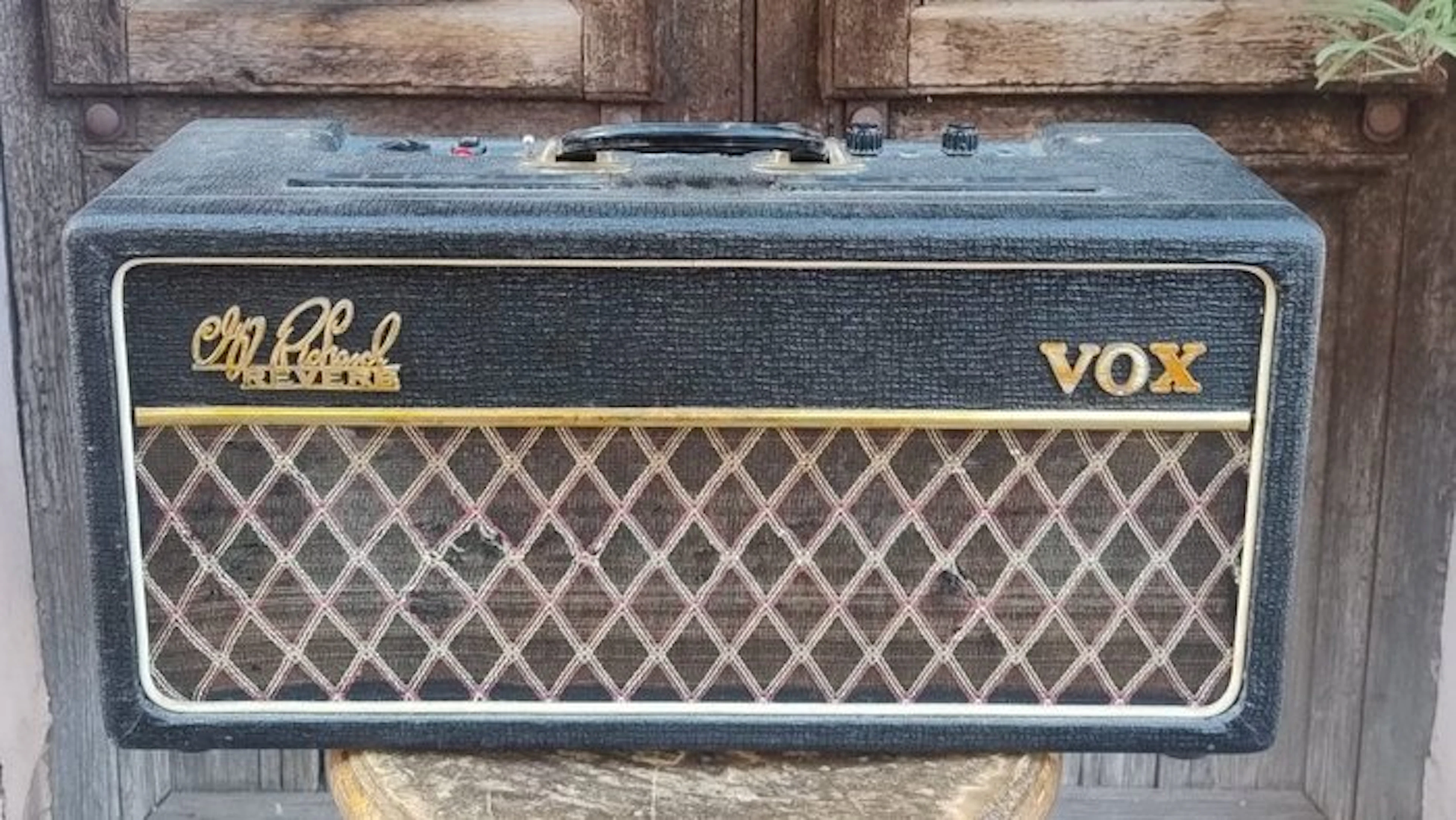 Vox - Number of items: 1 - Guitar amplifier