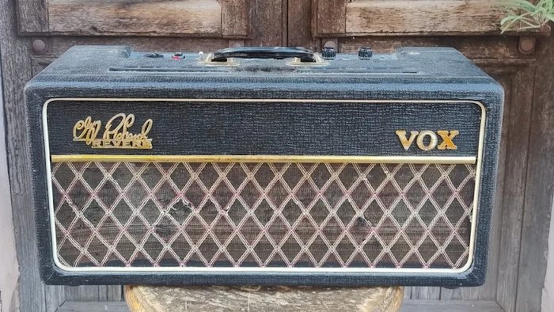 Vox - Number of items: 1 - Guitar amplifier