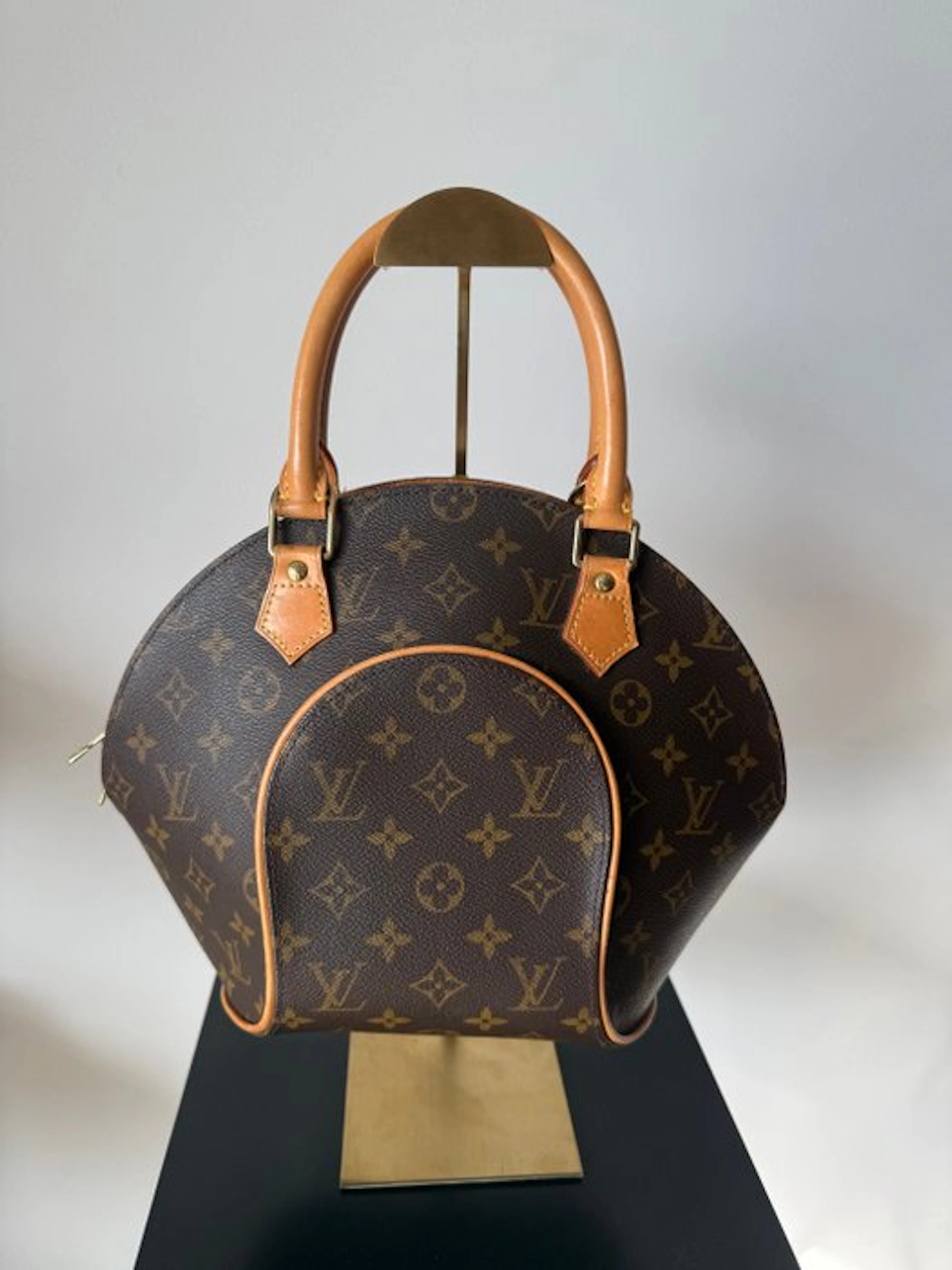 Louis Vuitton - Ellipse - Shoulder bag