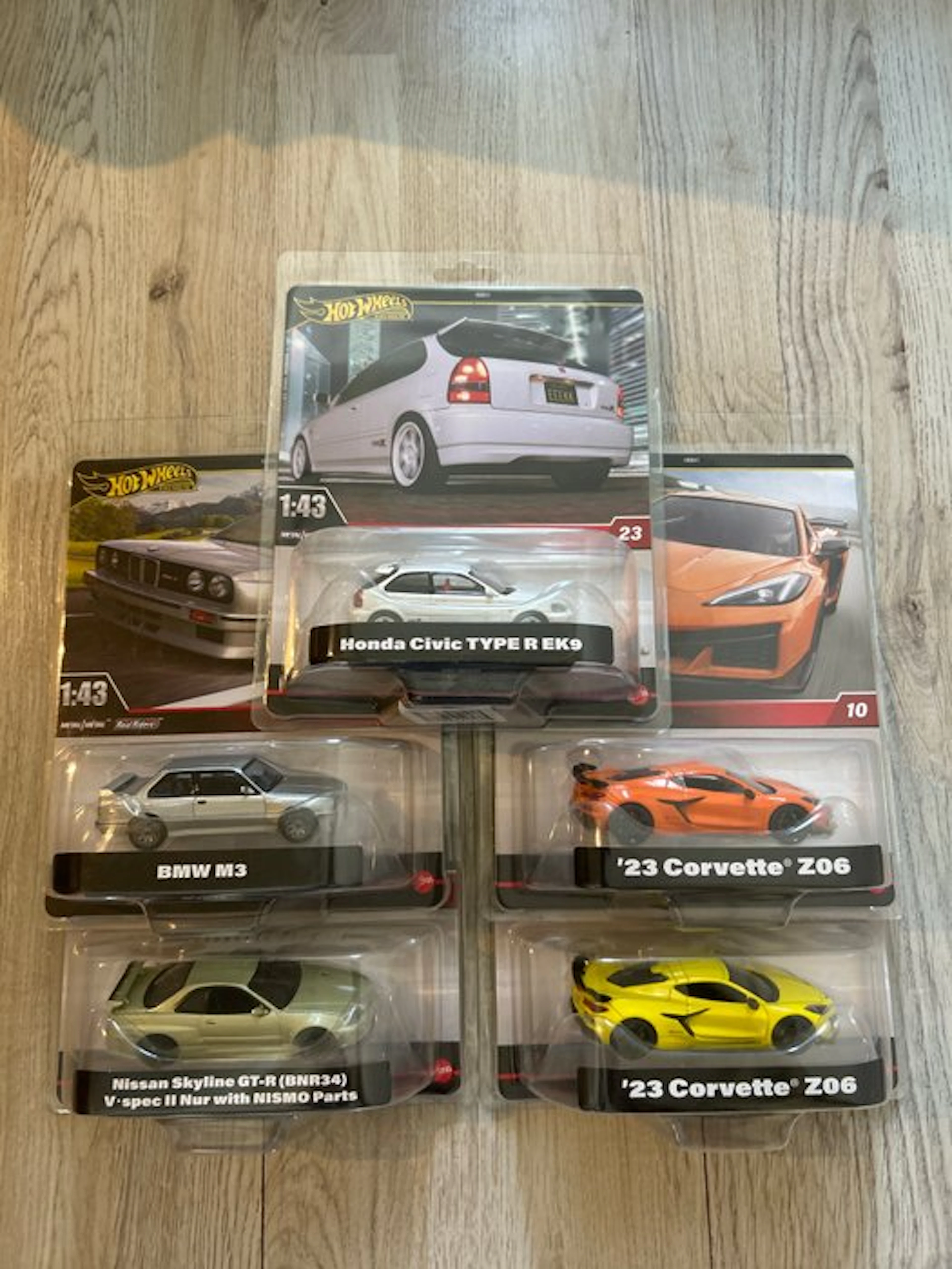 Hot Wheels 1:43 - Model car (5) - Honda - BMW - Nissan - Corvette