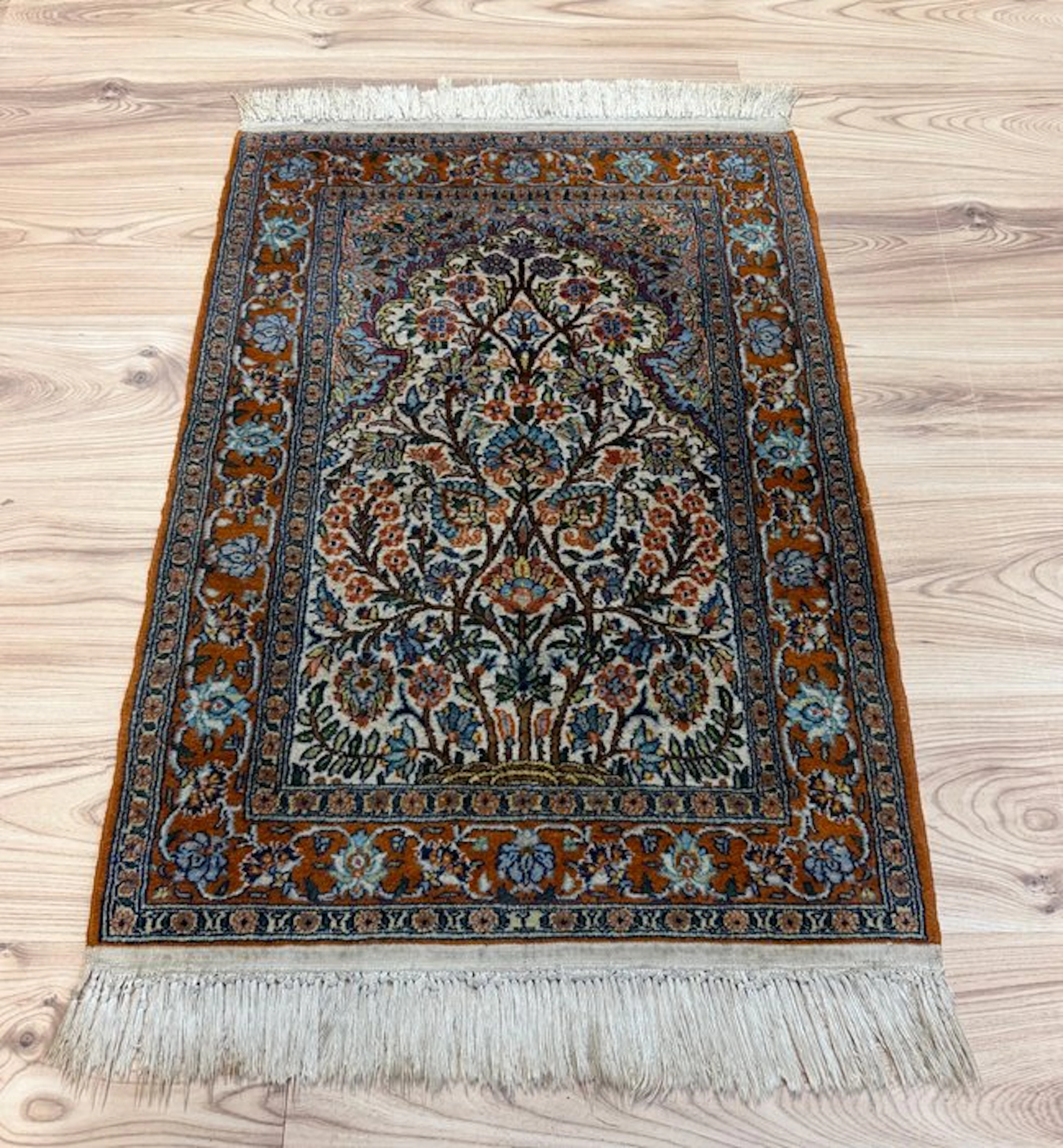 Ghoum - Rug - 1.02 m - 0.52 m - Trees of Life design pur!